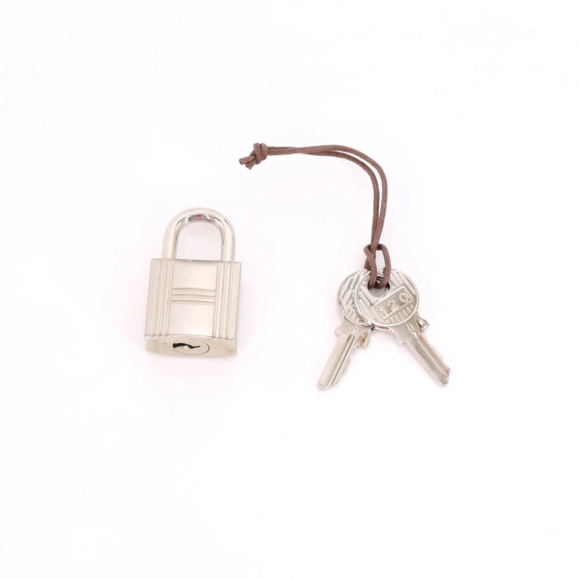 Excellent ( Rank SA ) HERMÈS Picotin Lock MM Noir (89) Clemence Palladium hardware Y (2020) - 15