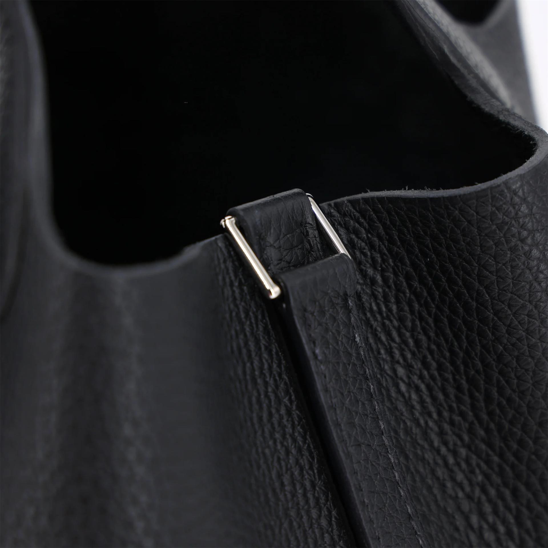 Excellent ( Rank SA ) HERMÈS Picotin Lock MM Noir (89) Clemence Palladium hardware Y (2020) - 12