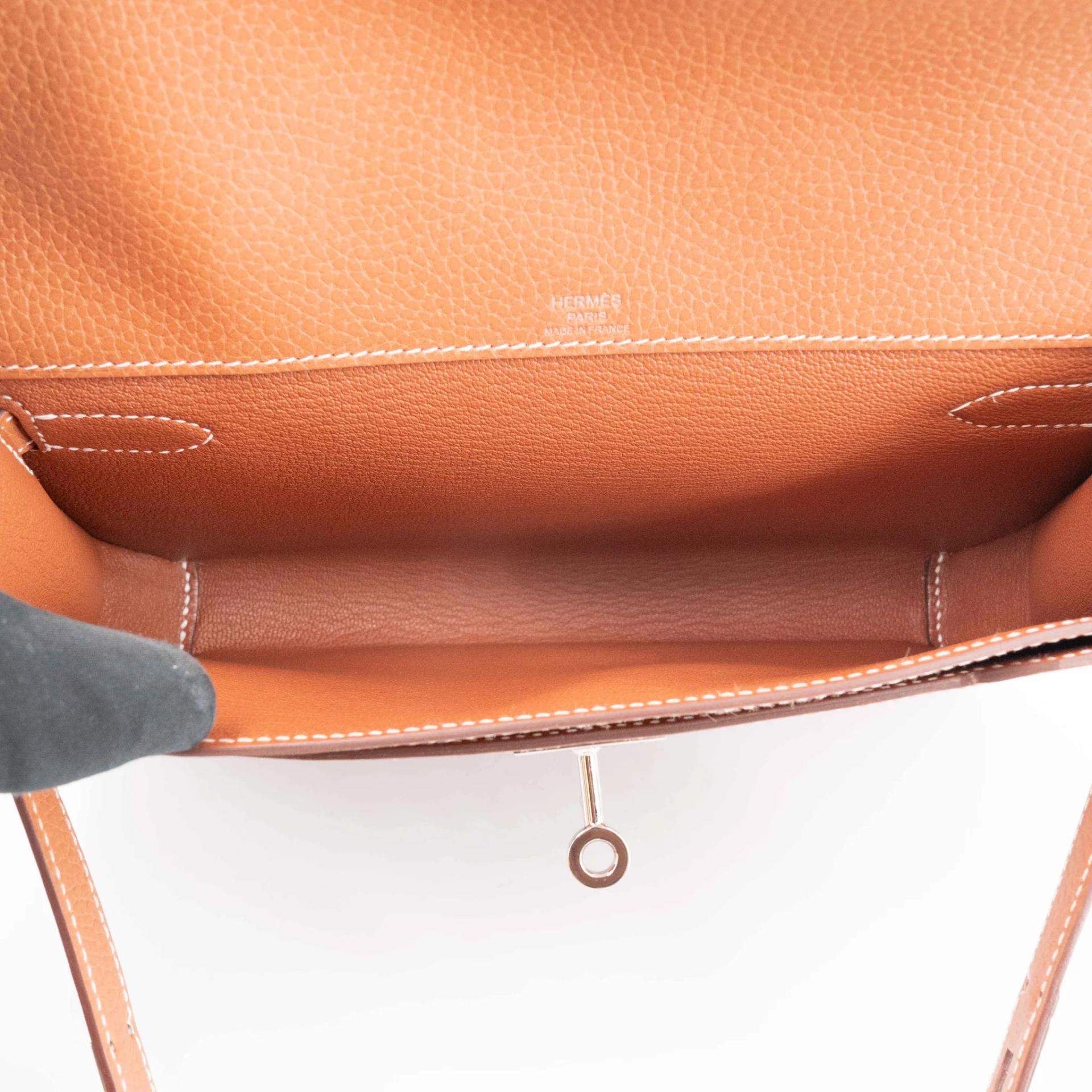 Excellent ( Rank SA ) HERMÈS Kelly depeches 25 Fauve (34) Barenia Faubourg Palladium hardware U (2022) - 25