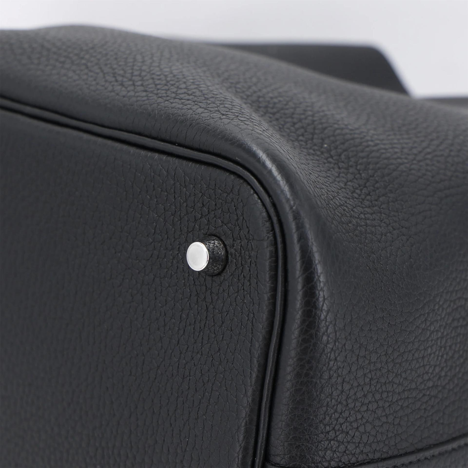 Excellent ( Rank SA ) HERMÈS Picotin Lock MM Noir (89) Clemence Palladium hardware Y (2020) - 10