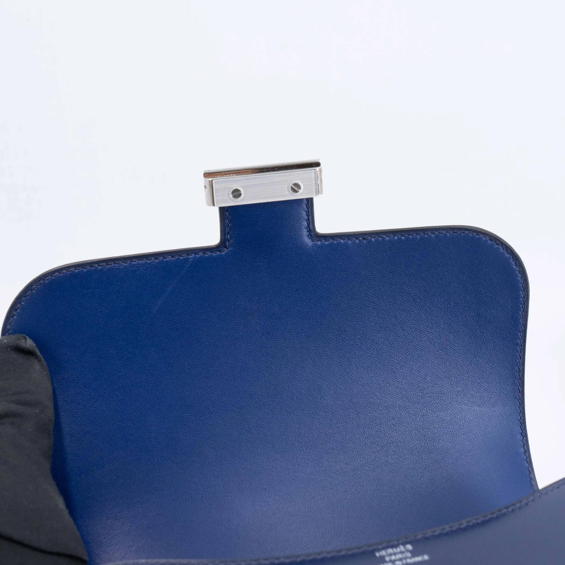 Excellent ( Rank SA ) HERMÈS Constance Mini Bleu Saphir (73) Box-calf Palladium hardware Z (2021) - 16