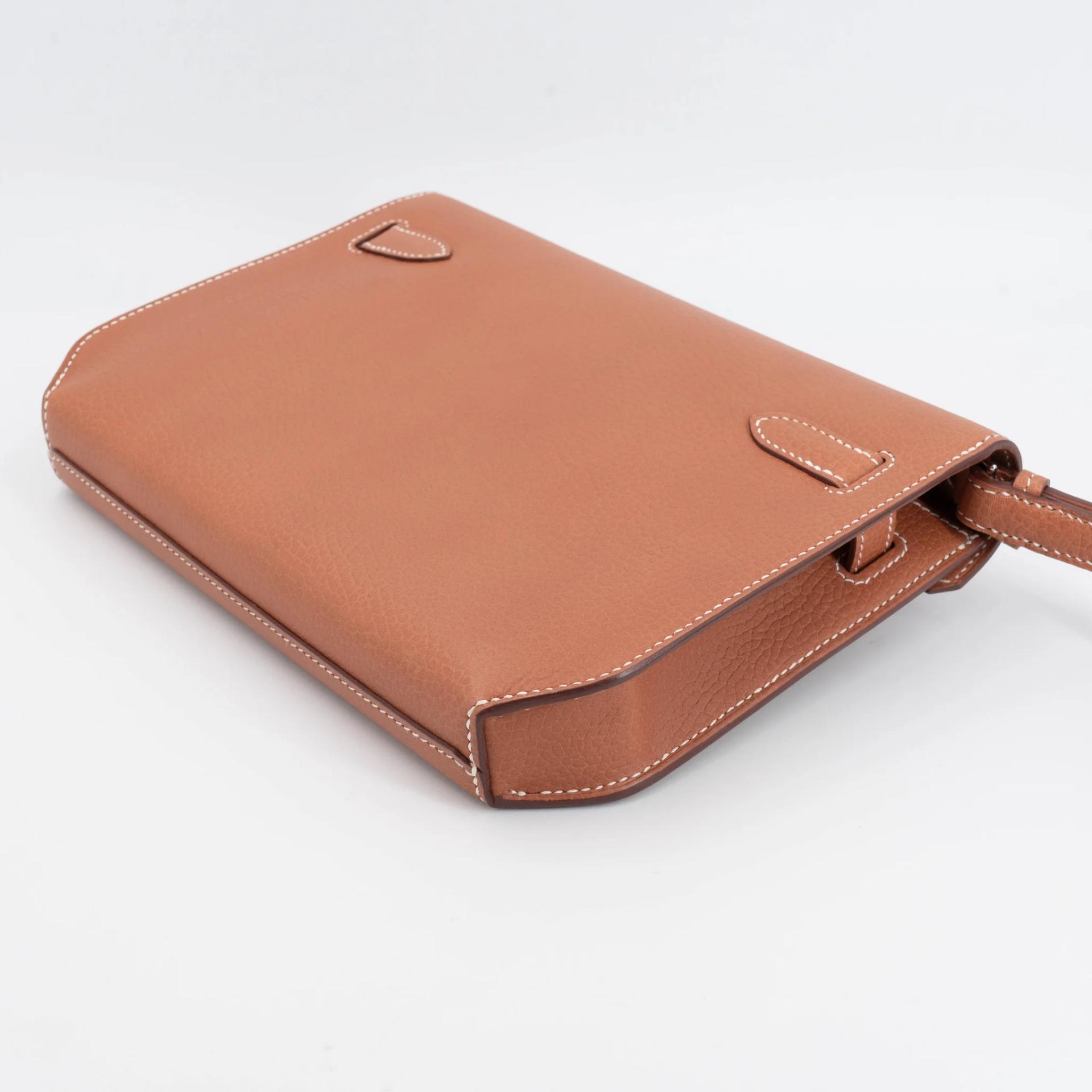 Excellent ( Rank SA ) HERMÈS Kelly depeches 25 Fauve (34) Barenia Faubourg Palladium hardware U (2022) - 5