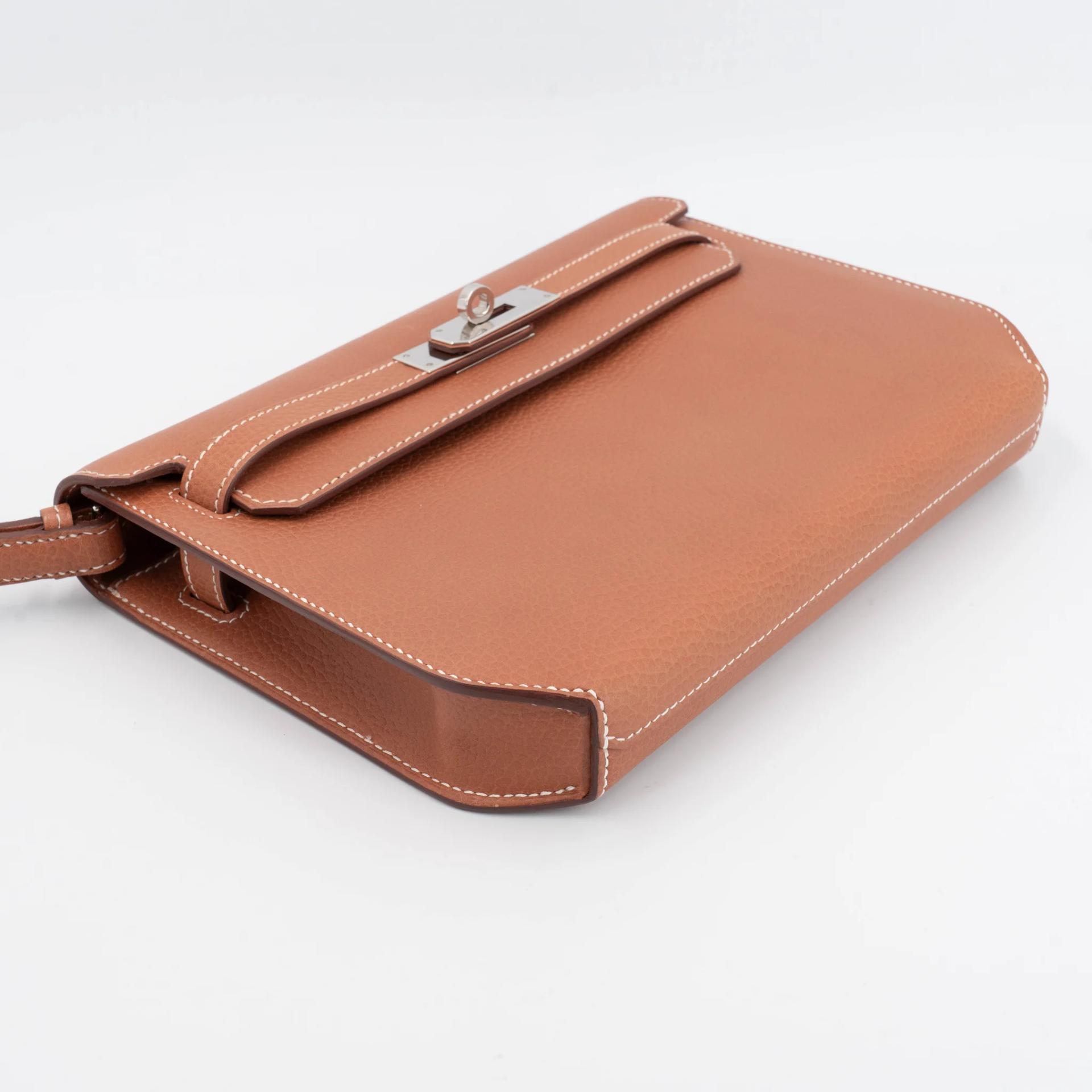 Excellent ( Rank SA ) HERMÈS Kelly depeches 25 Fauve (34) Barenia Faubourg Palladium hardware U (2022) - 3