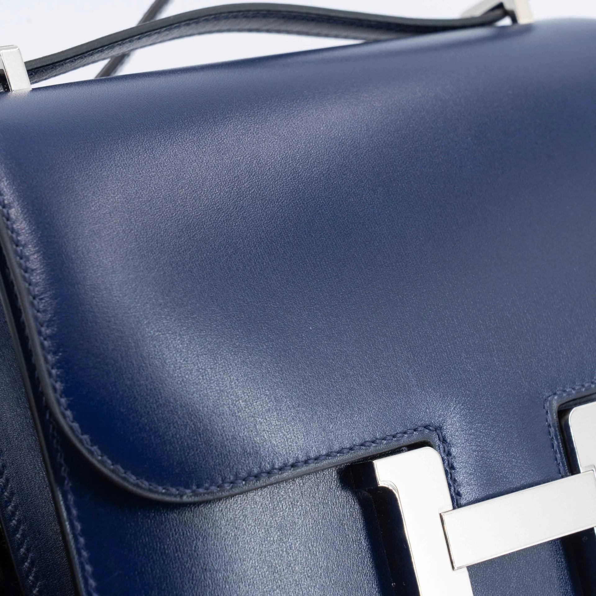 Excellent ( Rank SA ) HERMÈS Constance Mini Bleu Saphir (73) Box-calf Palladium hardware Z (2021) - 4