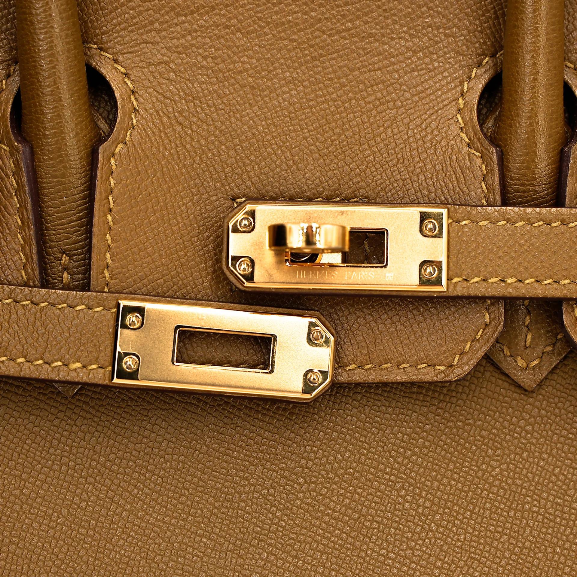 Very Good ( Rank A) HERMÈS Birkin 25 Sellier Bronze Dore (U8) Madame Gold hardware Z (2021) - 17