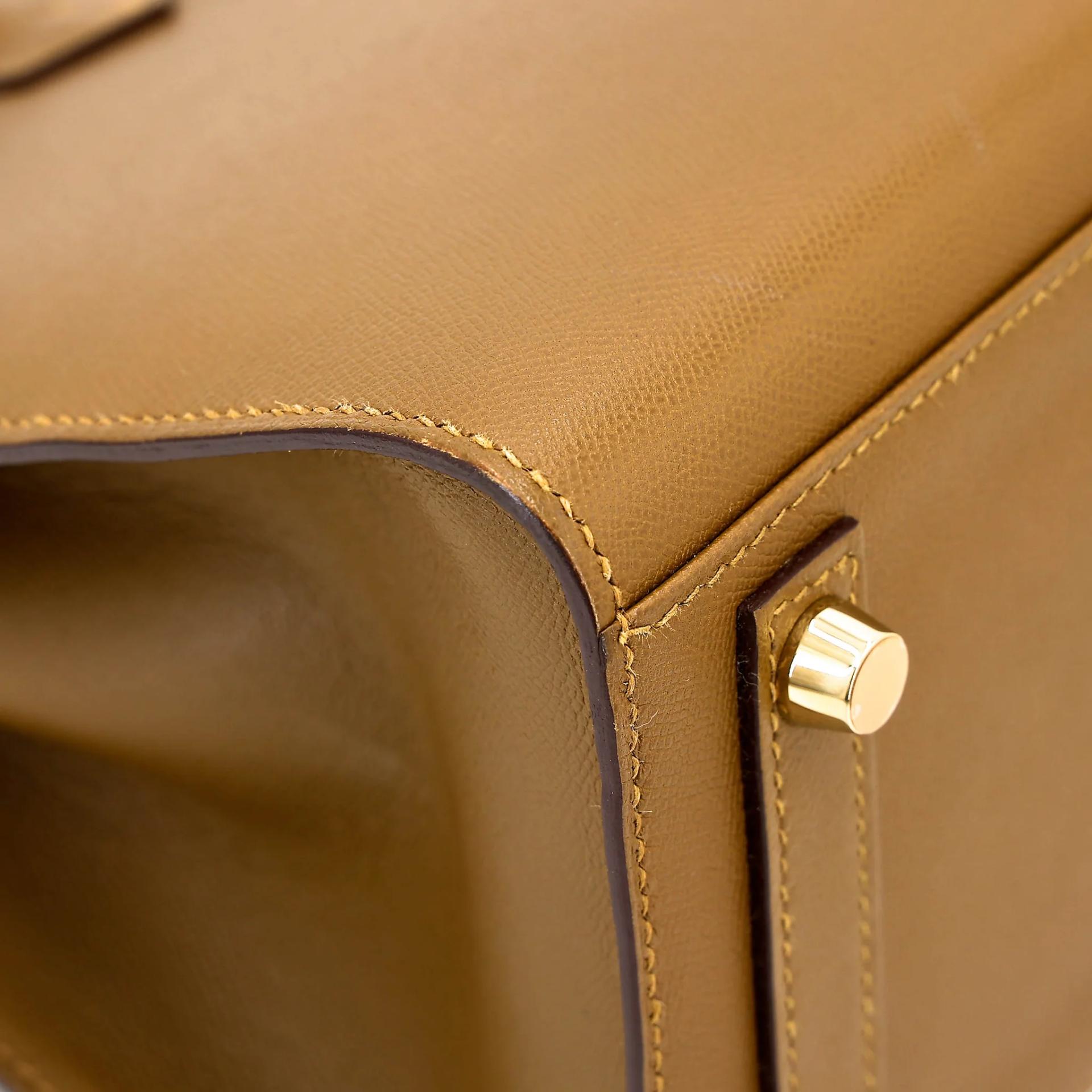 Very Good ( Rank A) HERMÈS Birkin 25 Sellier Bronze Dore (U8) Madame Gold hardware Z (2021) - 11