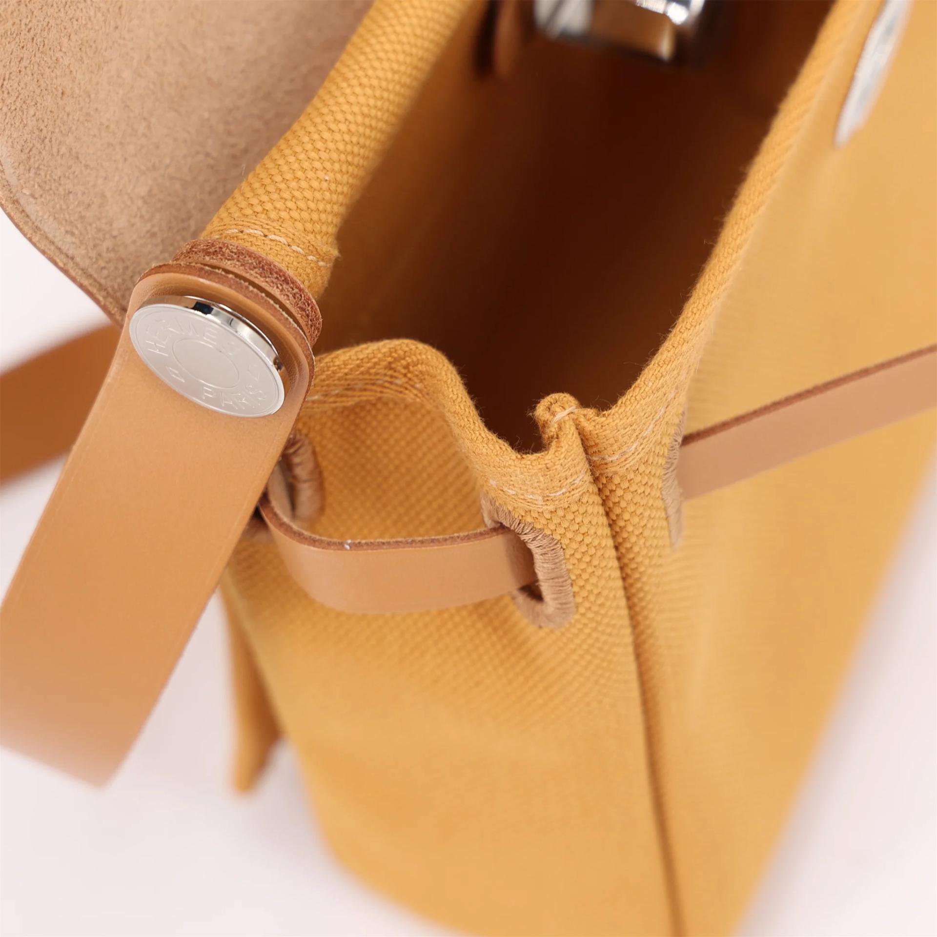 Excellent ( Rank SA ) HERMÈS Herbag Zip Mini 20 Natural Sable (21) Toile H canvas Vache Hunter Palladium hardware K (2025) - 13
