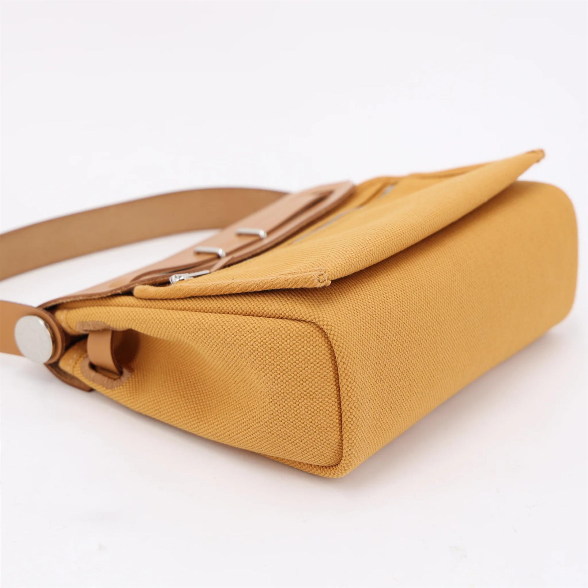 Excellent ( Rank SA ) HERMÈS Herbag Zip Mini 20 Natural Sable (21) Toile H canvas Vache Hunter Palladium hardware K (2025) - 6