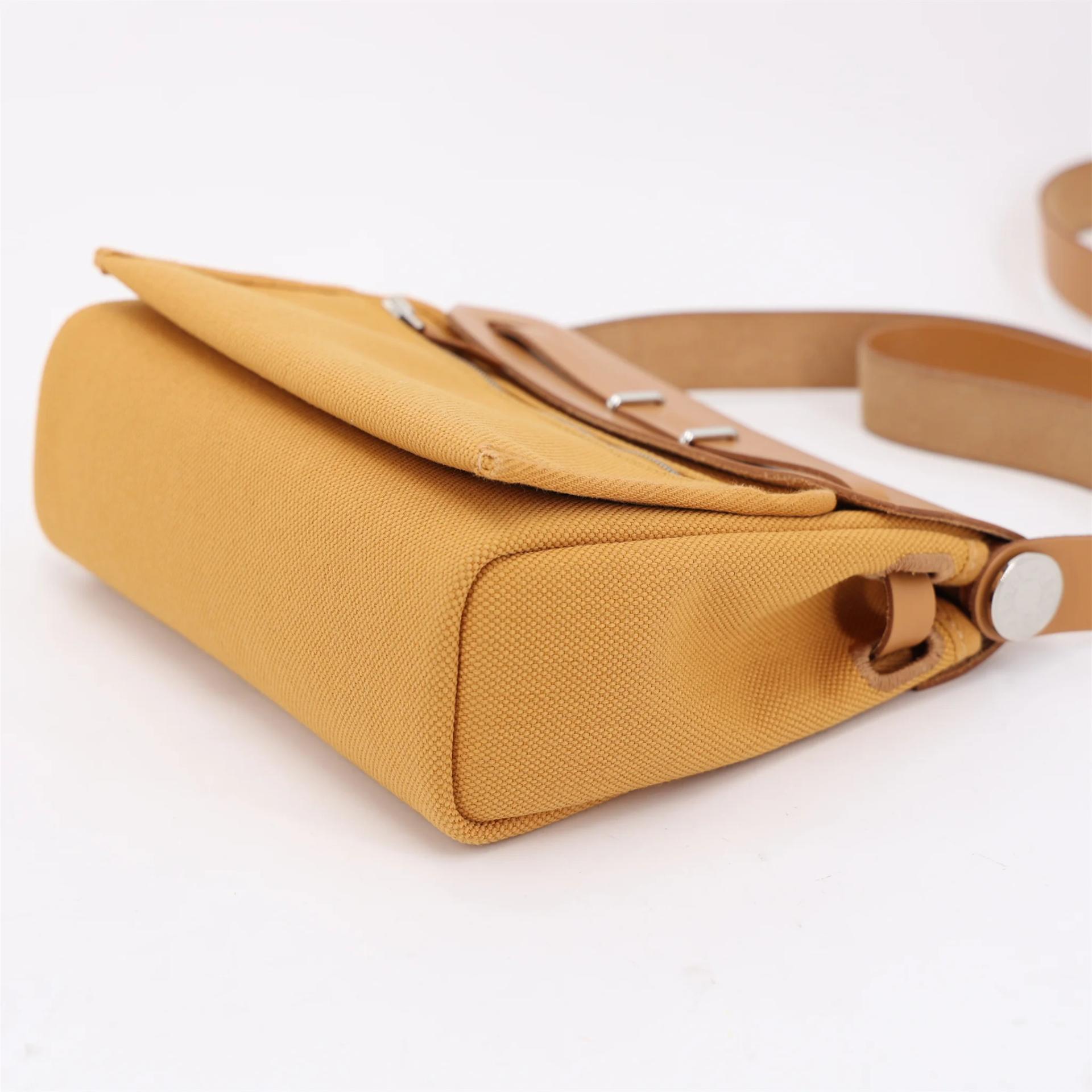 Excellent ( Rank SA ) HERMÈS Herbag Zip Mini 20 Natural Sable (21) Toile H canvas Vache Hunter Palladium hardware K (2025) - 7