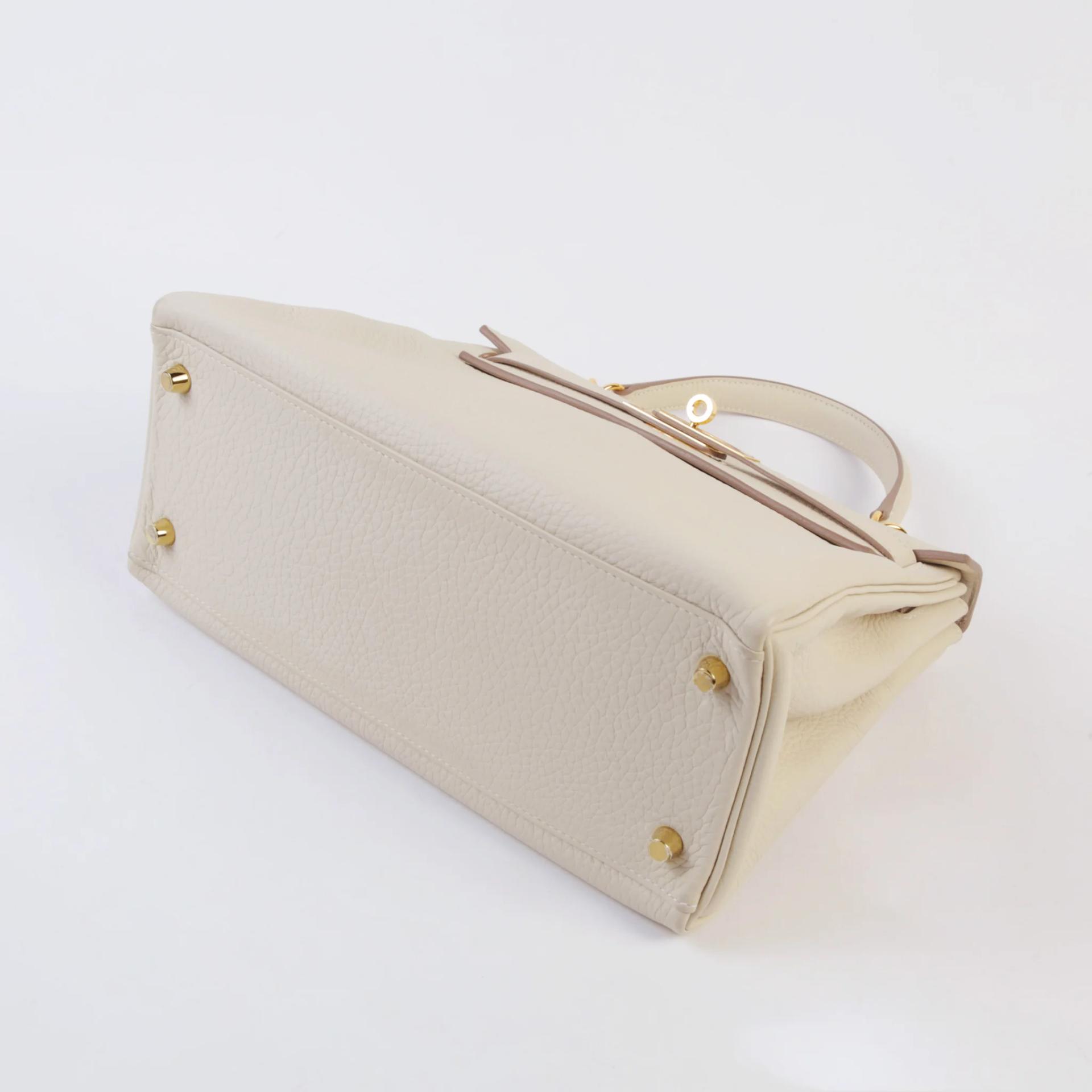 Excellent ( Rank SA ) HERMÈS Kelly 28 Craie (10) Clemence Gold hardware Y (2020) - 5