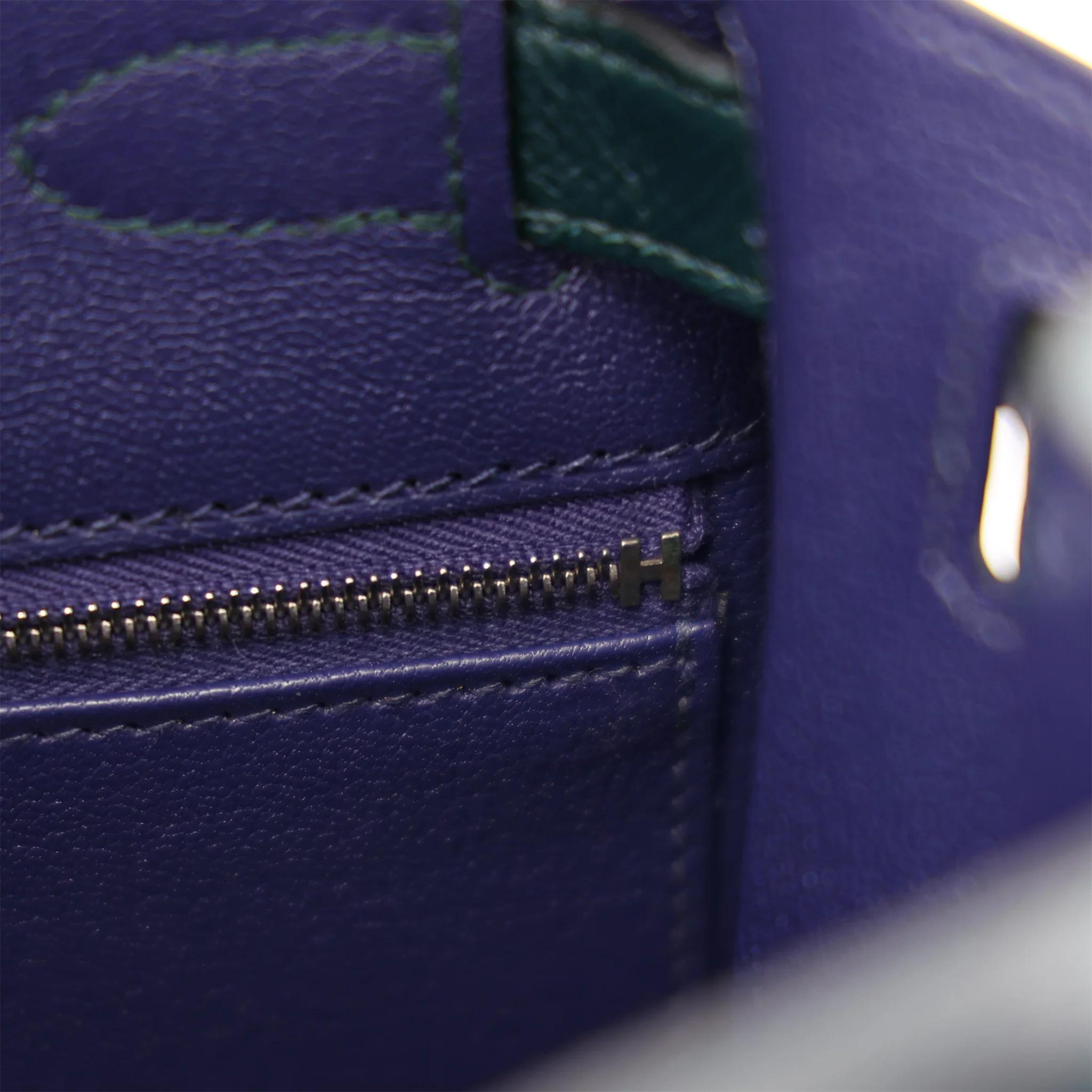 Excellent ( Rank SA ) HERMÈS Limited Edition Kelly 28 Sellier Letter H Vert Cypress (6O) Bleu Obscur (K7) Malachite (Z6) Epsom Sombrero Clemence Palladium hardware C (2018) - 15