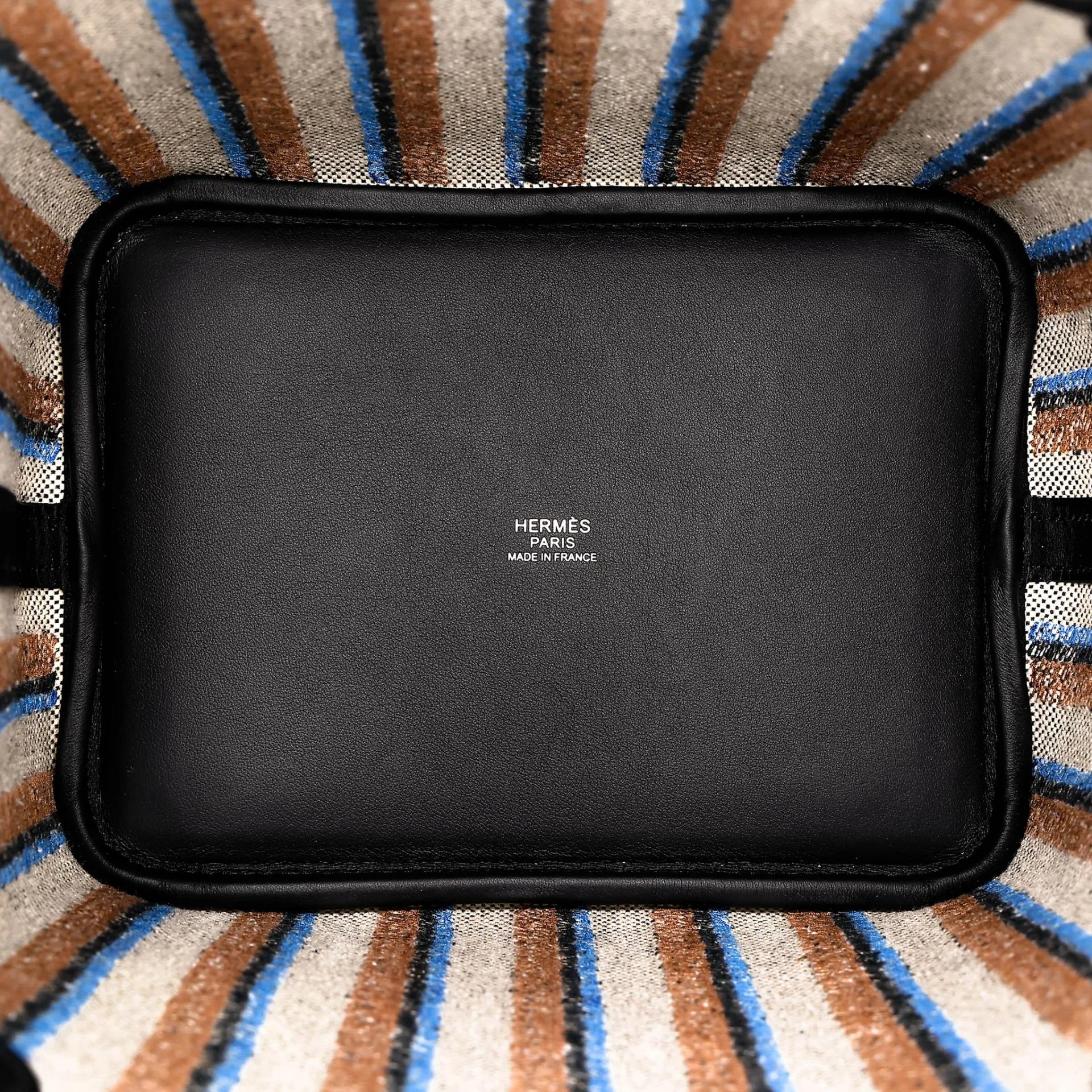 Brand New ( Rank N ) HERMÈS Limited Edition Picotin Lock PM Couverture Lignes Noir (89) Swift Toile H canvas Palladium hardware K (2025) - 14