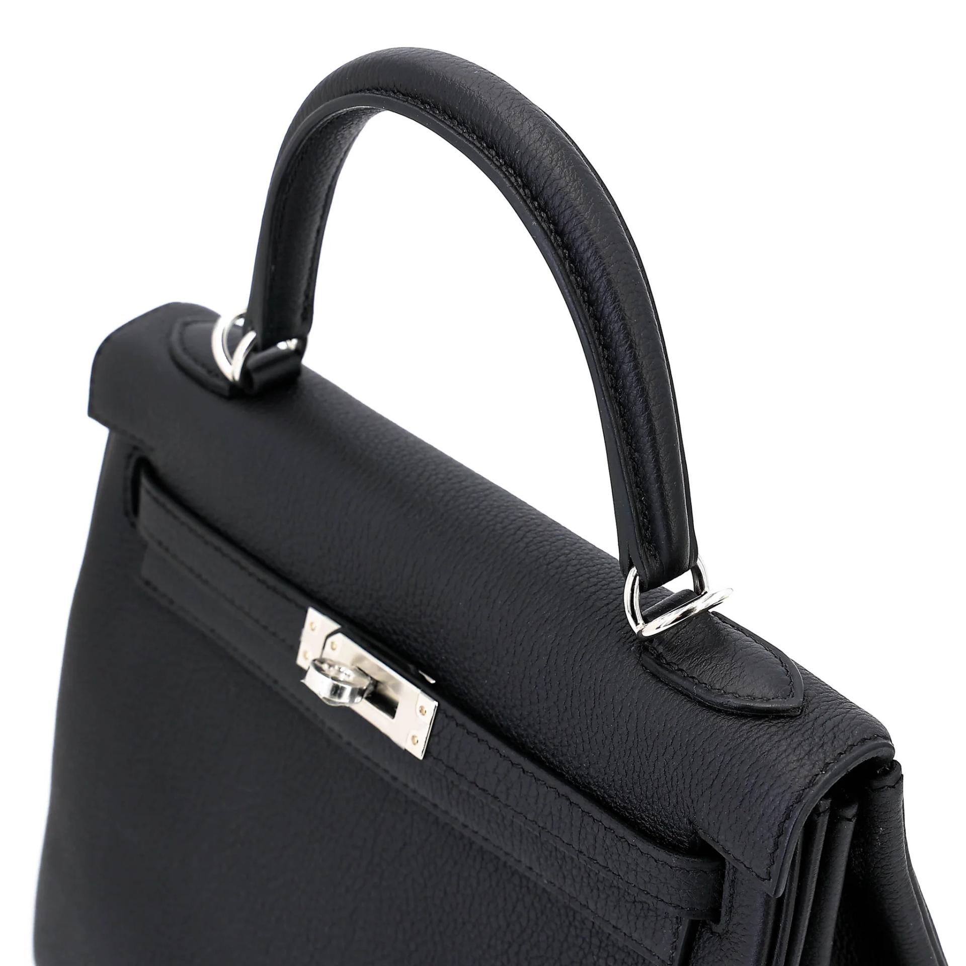 Brand New ( Rank N ) HERMÈS Kelly 25 Noir (89) Togo Palladium hardware G (2026) - 3