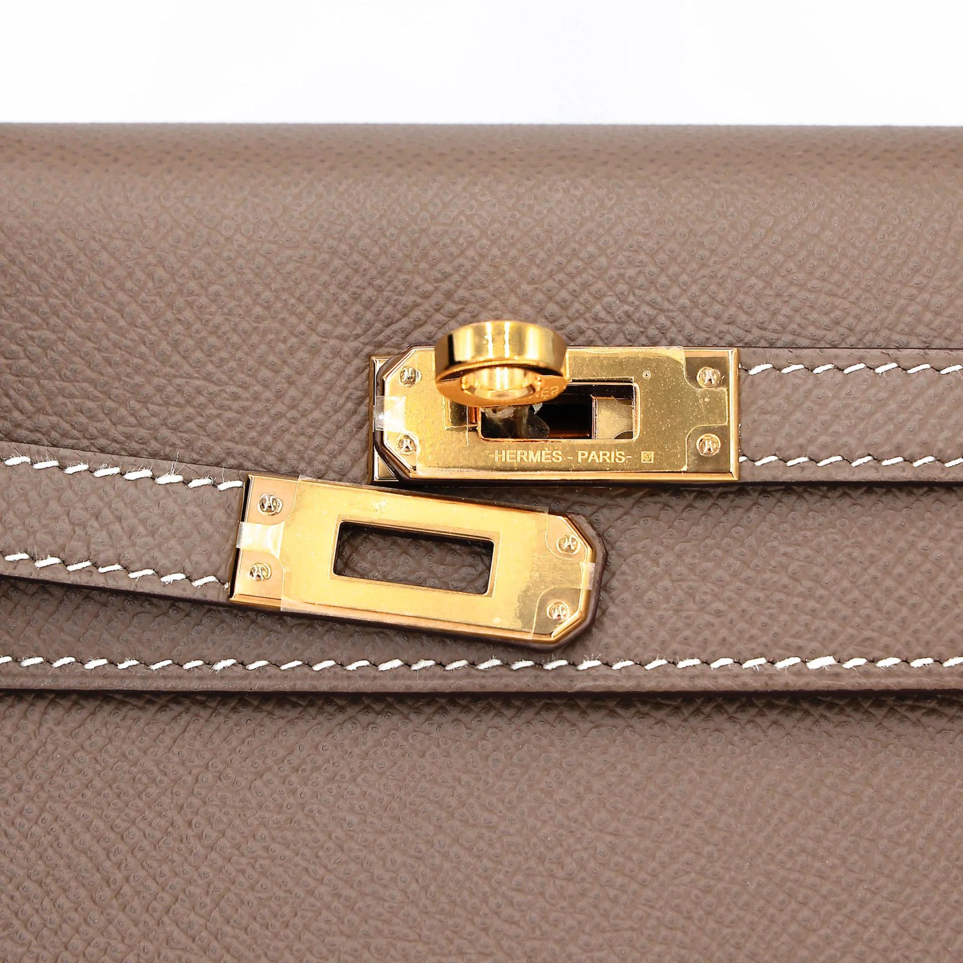 Excellent ( Rank SA ) HERMÈS Kelly 25 Sellier Etoupe (18) Epsom Gold hardware Y (2020) - 8