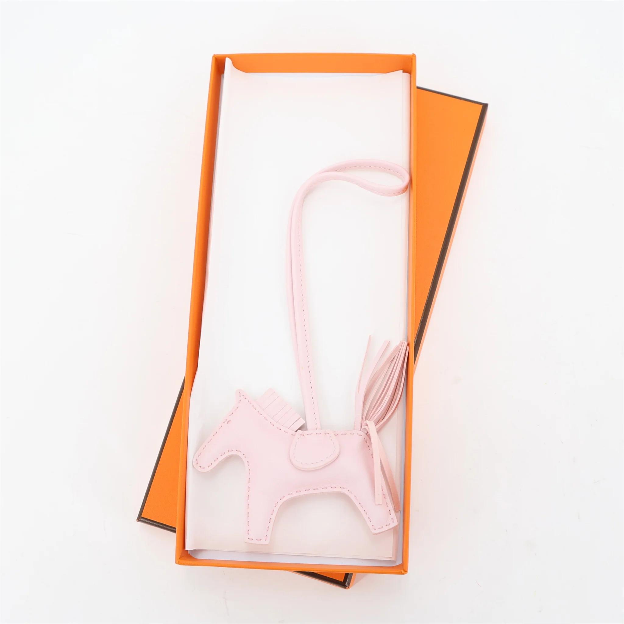 Excellent ( Rank SA ) HERMÈS Rodeo PM Rose Darling (M7) Agneau Milo K (2025) - 3