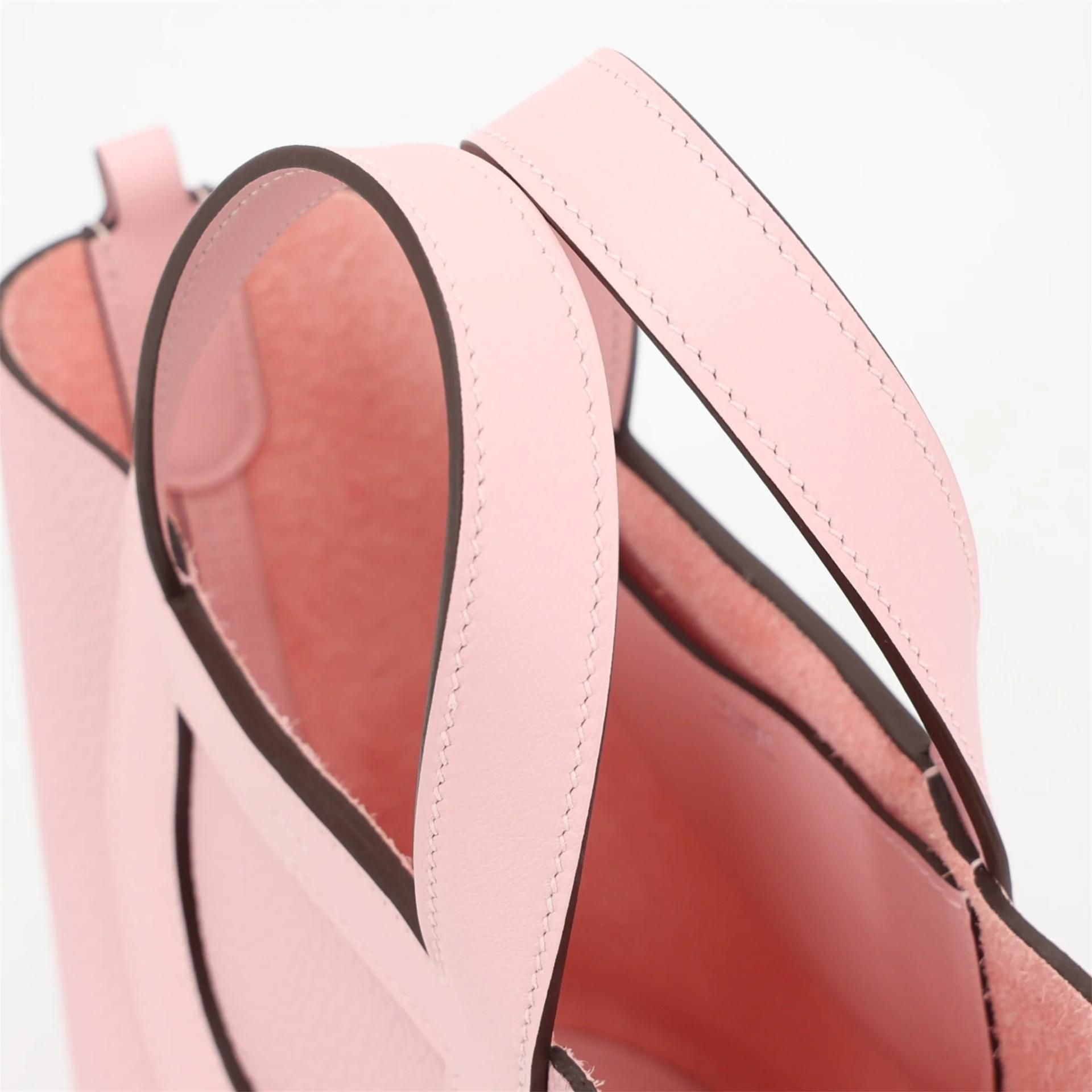 Excellent ( Rank SA ) HERMÈS In-The-Loop 18 Rose Sakura (3Q) Clemence Palladium hardware B (2023) - 3