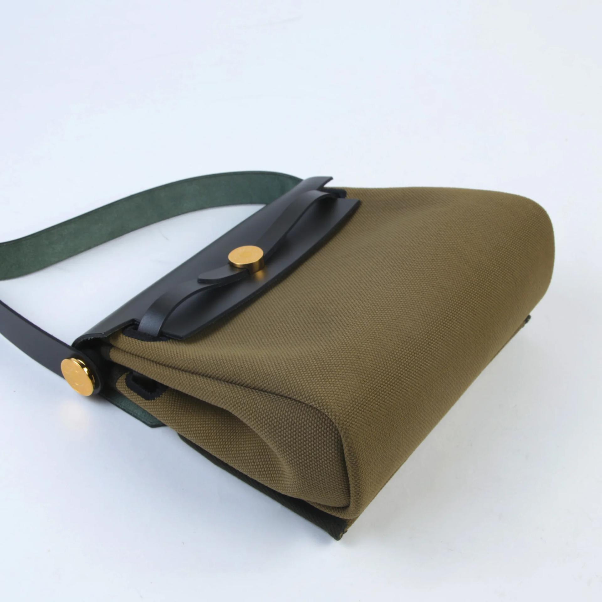 Brand New ( Rank N ) HERMÈS Herbag Zip Mini 20 Vert Olive (61) Khaki Canvas Gold hardware G (2026) - 4