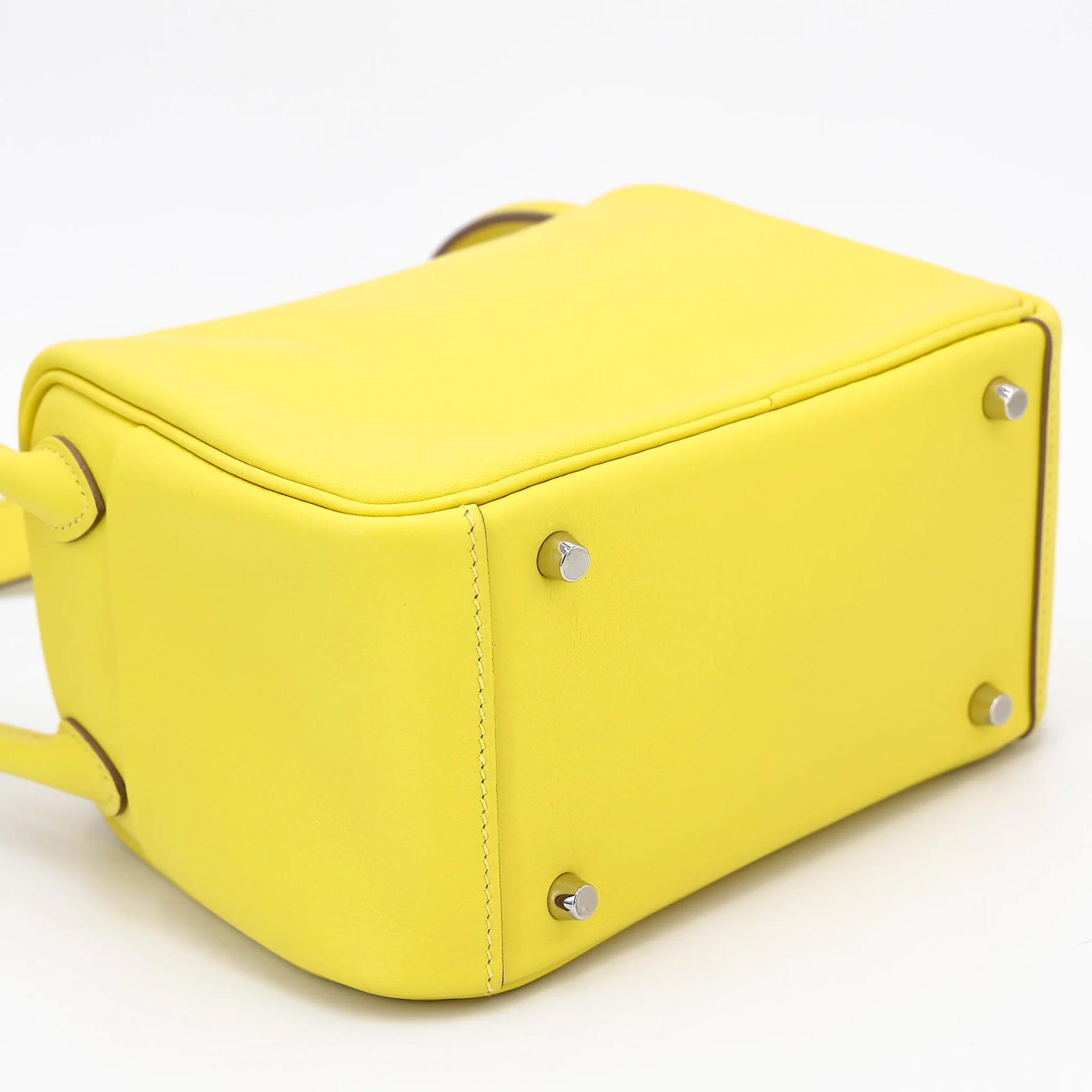 Very Good ( Rank A) HERMÈS Mini Lindy Lime (9R) Swift Palladium hardware Y (2020) - 7