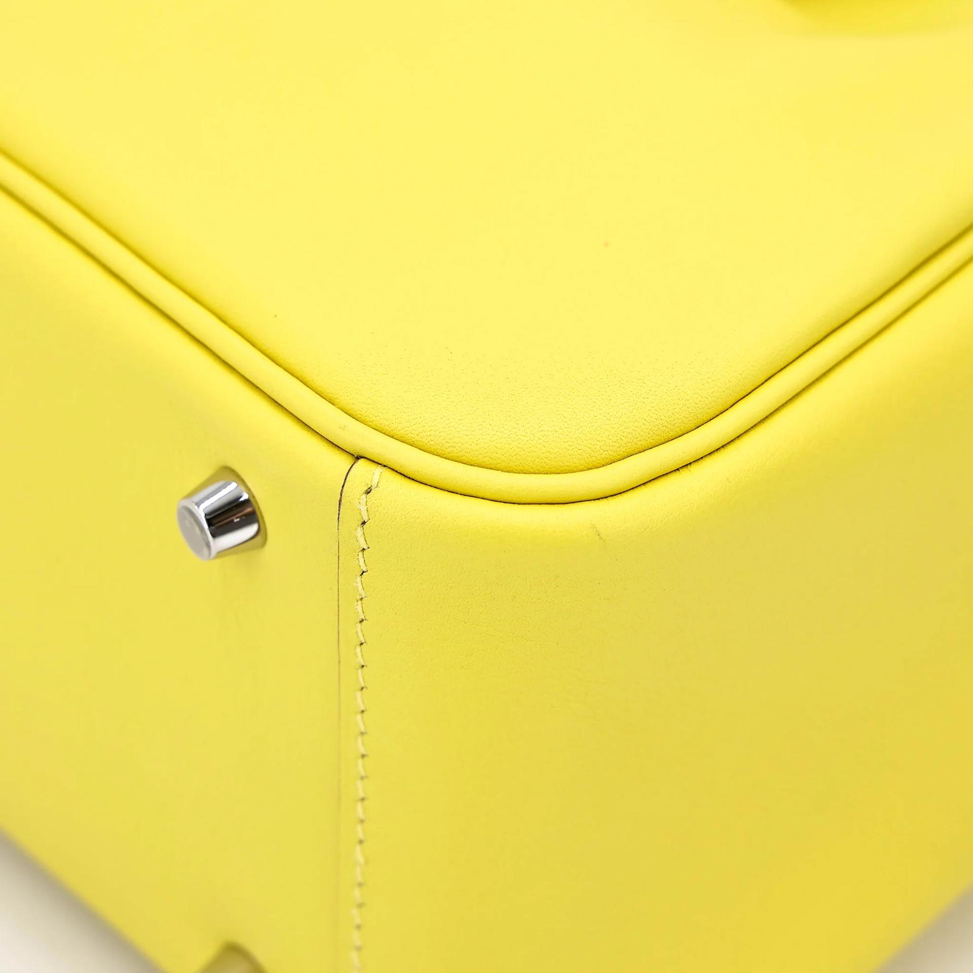 Very Good ( Rank A) HERMÈS Mini Lindy Lime (9R) Swift Palladium hardware Y (2020) - 8