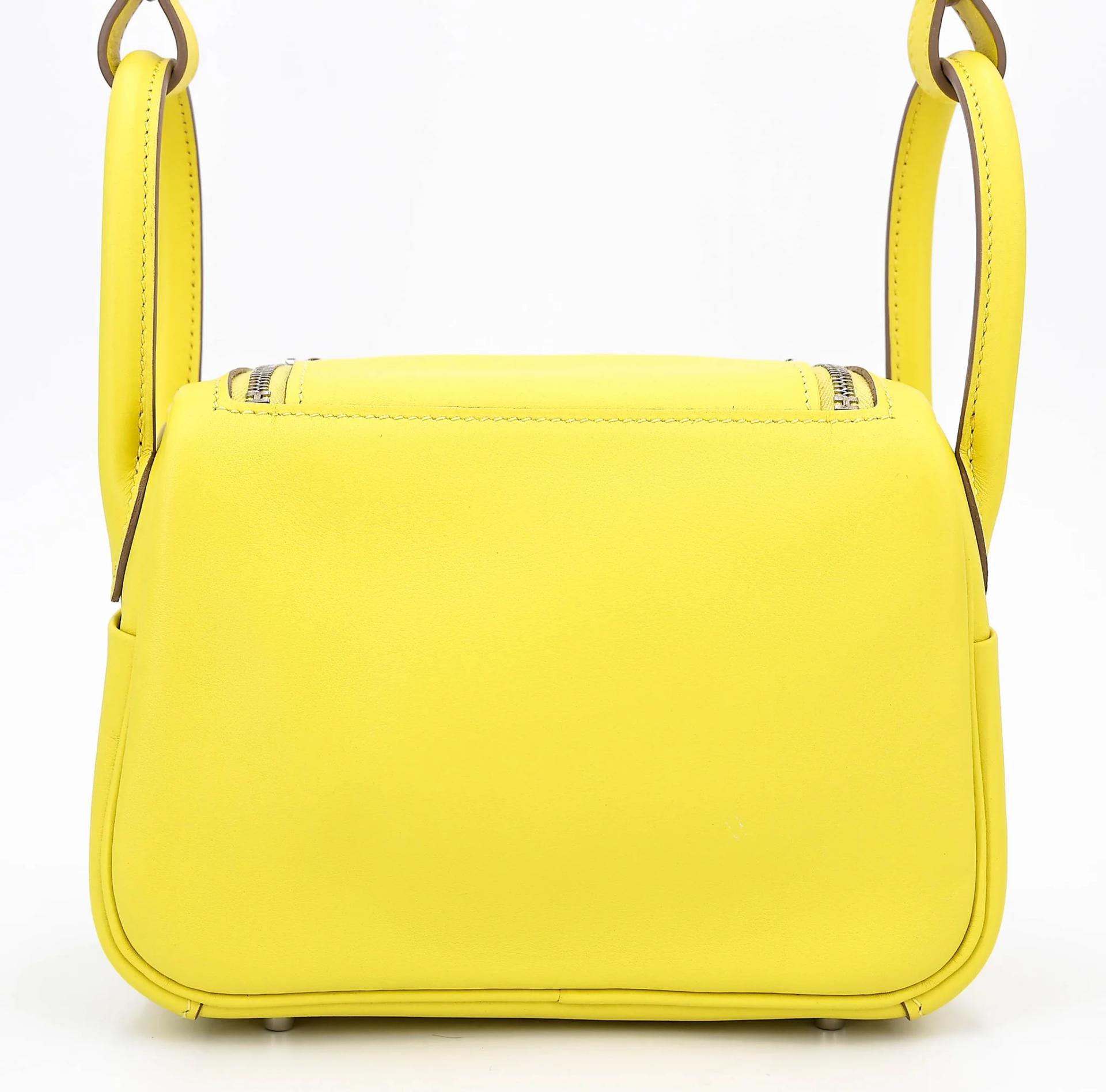 Very Good ( Rank A) HERMÈS Mini Lindy Lime (9R) Swift Palladium hardware Y (2020) - 2