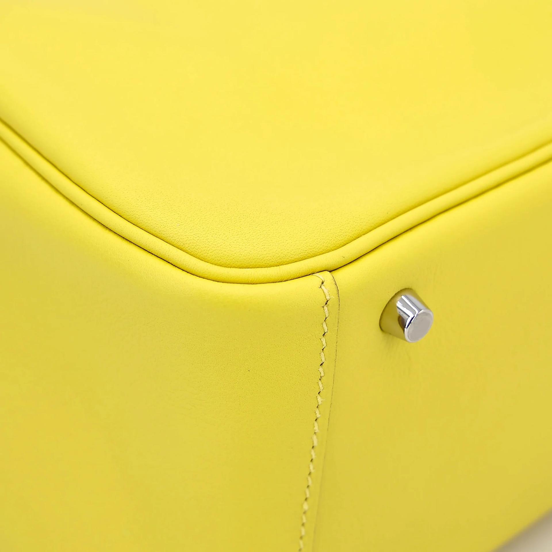 Very Good ( Rank A) HERMÈS Mini Lindy Lime (9R) Swift Palladium hardware Y (2020) - 11