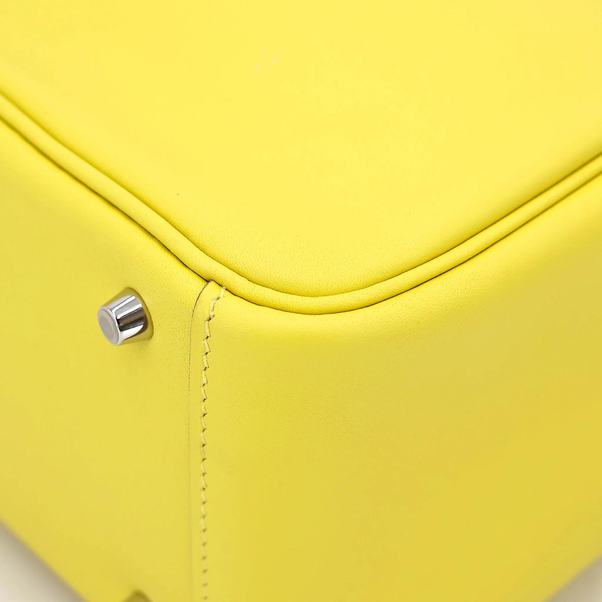 Very Good ( Rank A) HERMÈS Mini Lindy Lime (9R) Swift Palladium hardware Y (2020) - 10