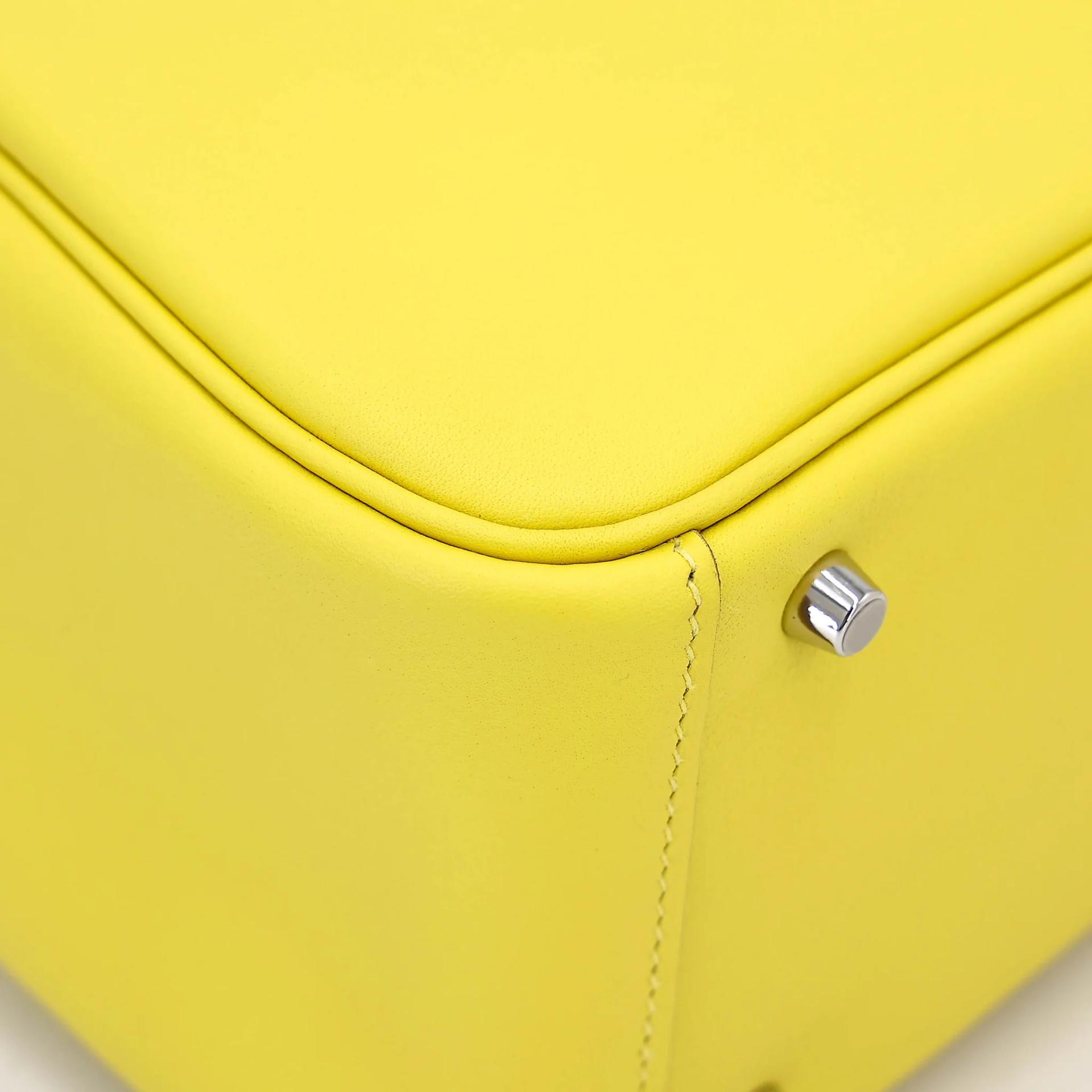 Very Good ( Rank A) HERMÈS Mini Lindy Lime (9R) Swift Palladium hardware Y (2020) - 9