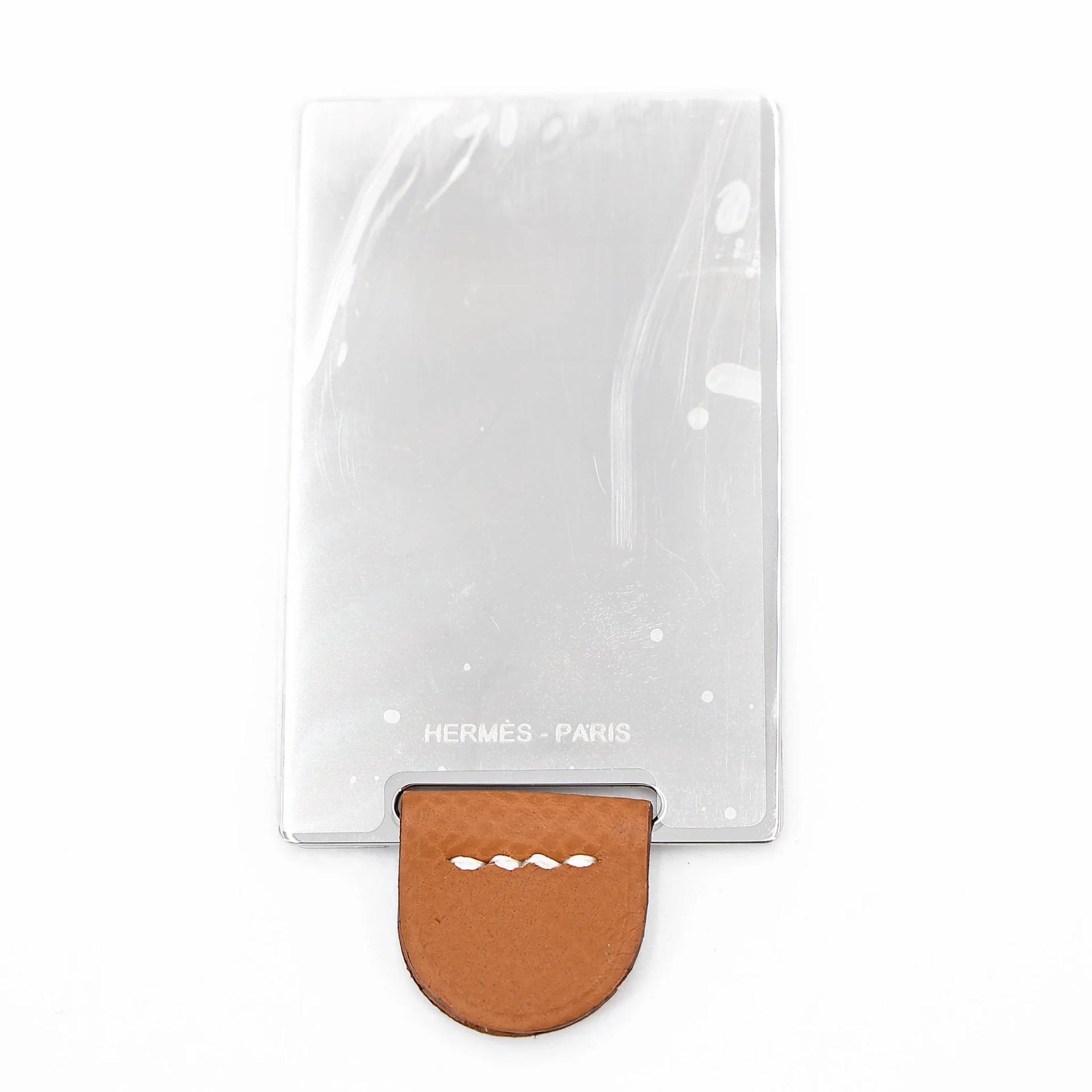 Brand New ( Rank N ) HERMÈS Constance Mini Gold (37) Epsom Gold hardware G (2026) - 18