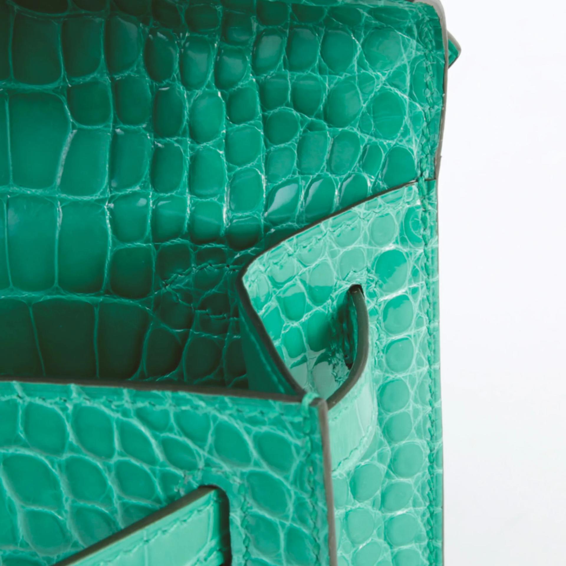 Brand New ( Rank N ) HERMÈS Kelly Pochette Vert Jade (O6) Shiny Alligator Gold hardware G (2026) - 12