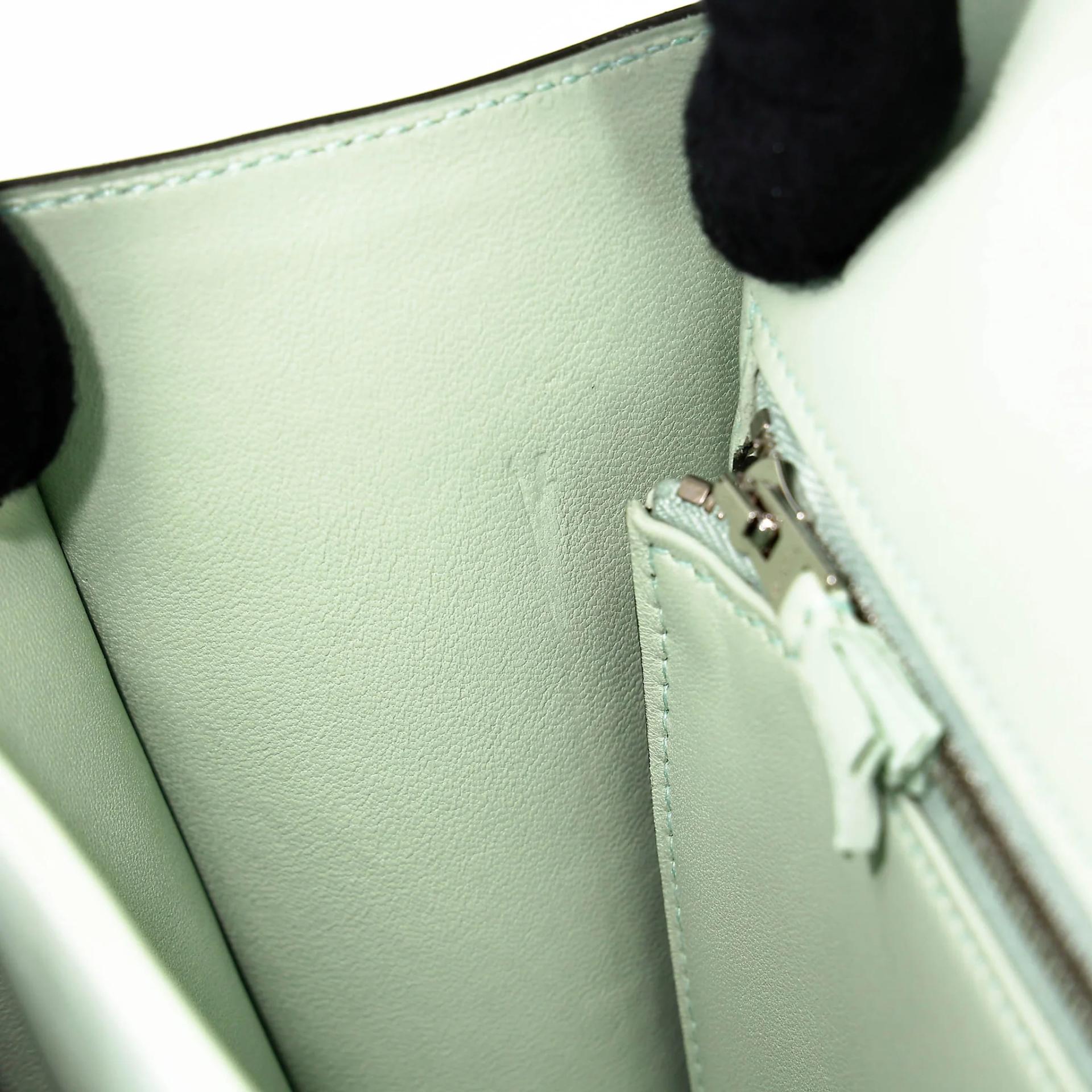 Excellent ( Rank SA ) HERMÈS Constance 24 Vert d’Eau (6U) Matte Alligator Palladium hardware C (2018) - 25