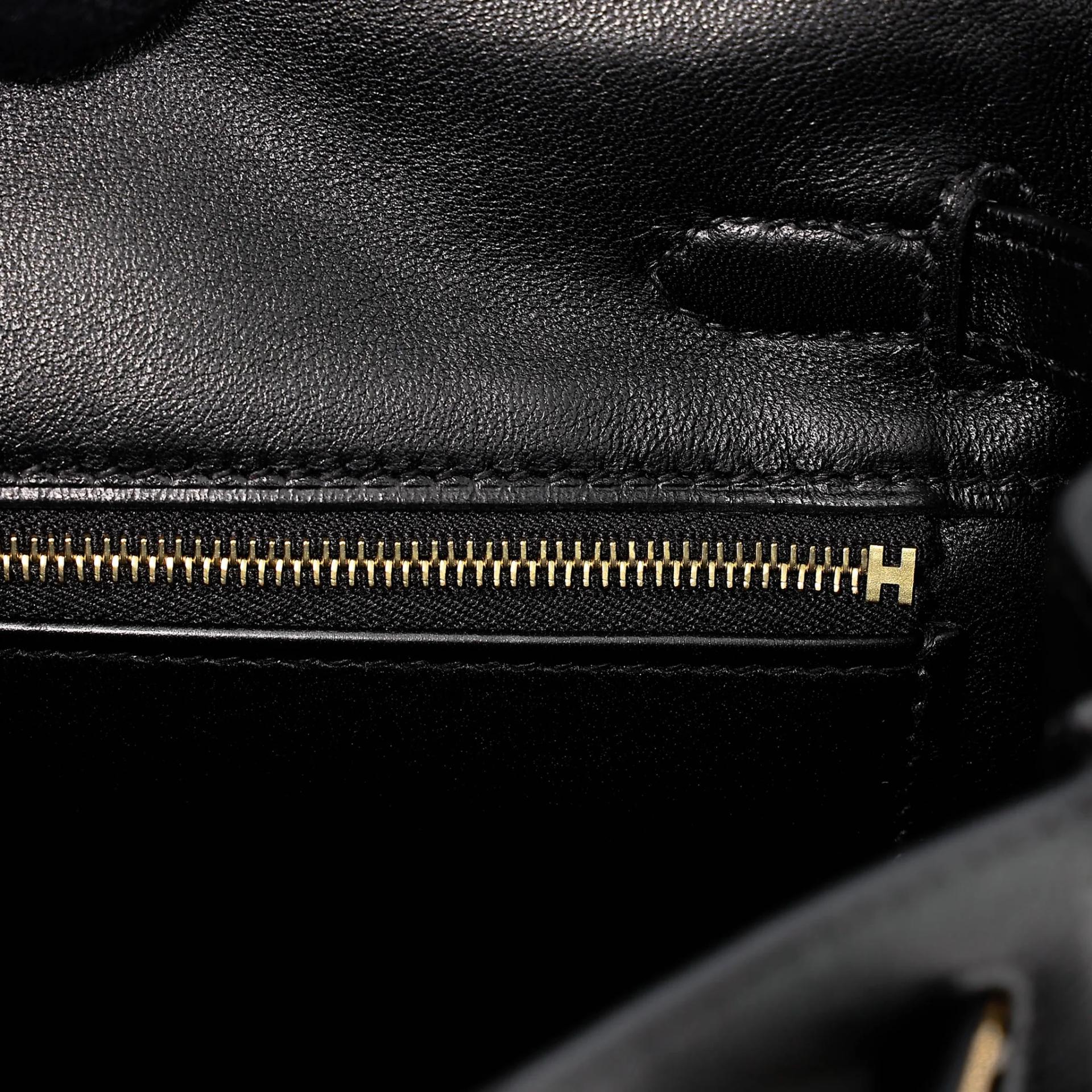Brand New ( Rank N ) HERMÈS Kelly 25 Noir (89) Veau Cheri Gold hardware K (2025) - 14