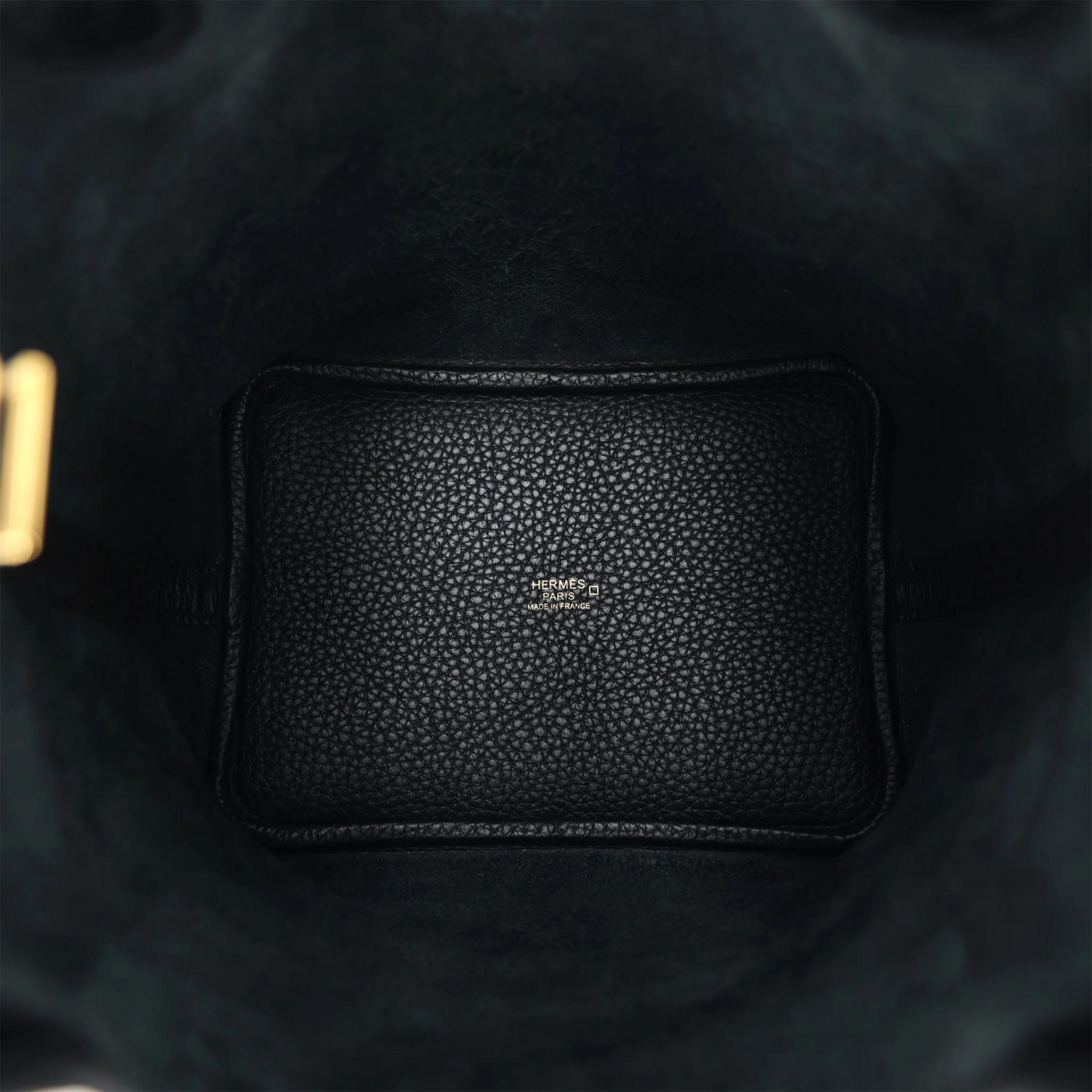 Excellent ( Rank SA ) HERMÈS Picotin Lock PM Touch Noir (89) Matte Alligator Clemence Gold hardware Y (2020) - 13