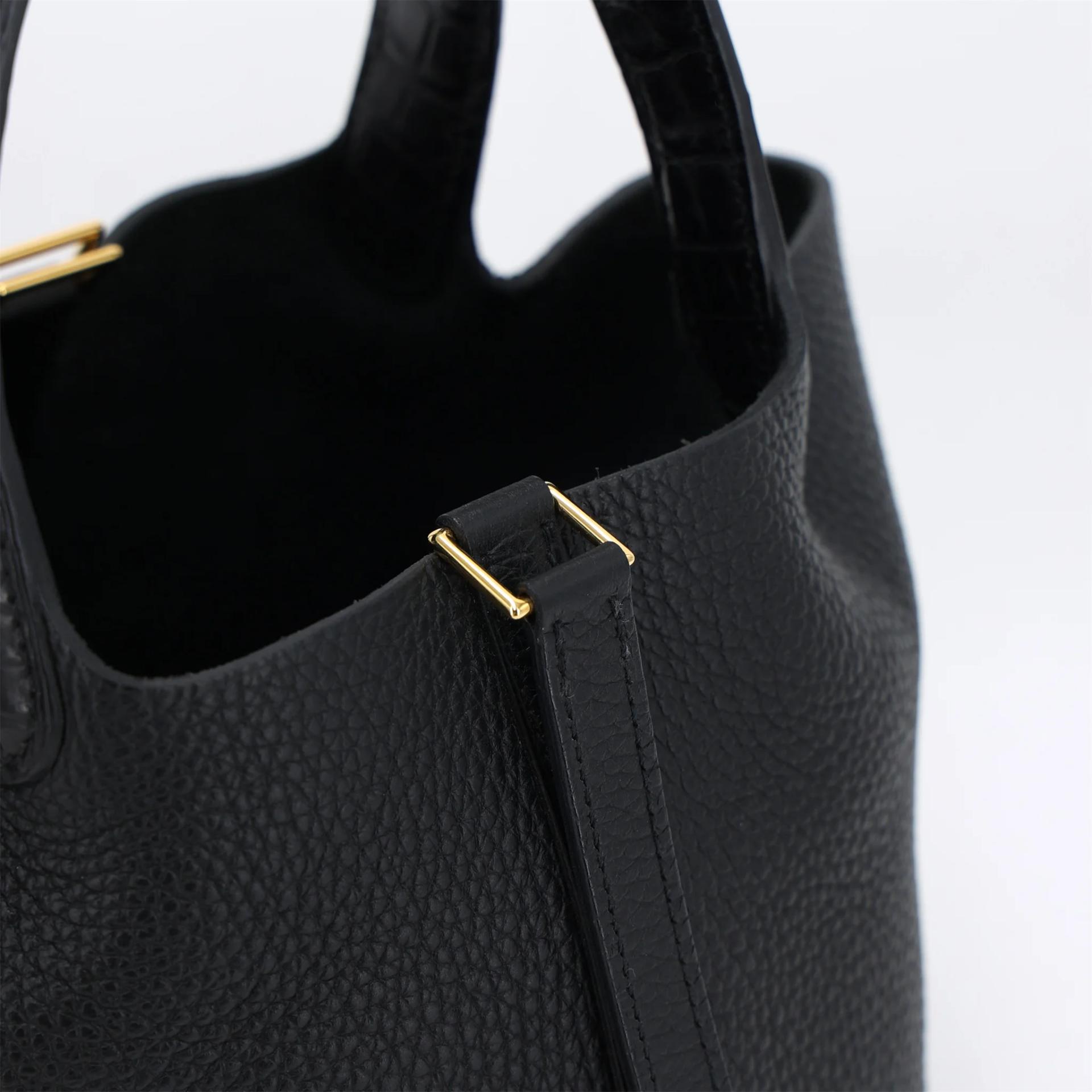 Excellent ( Rank SA ) HERMÈS Picotin Lock PM Touch Noir (89) Matte Alligator Clemence Gold hardware Y (2020) - 12