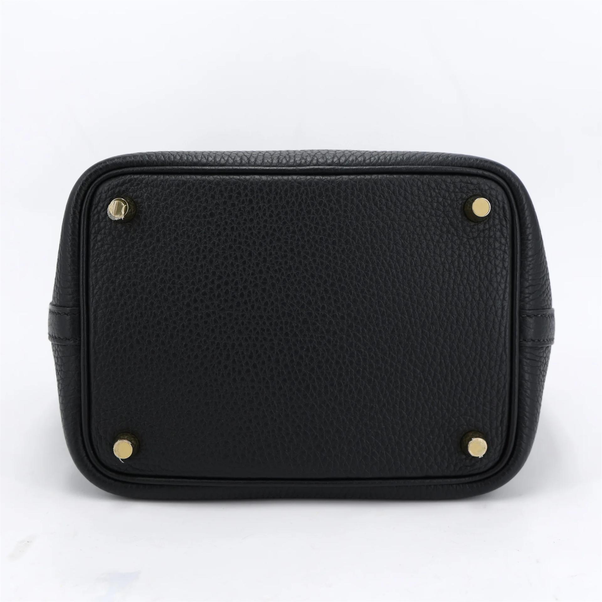Excellent ( Rank SA ) HERMÈS Picotin Lock PM Touch Noir (89) Matte Alligator Clemence Gold hardware Y (2020) - 6