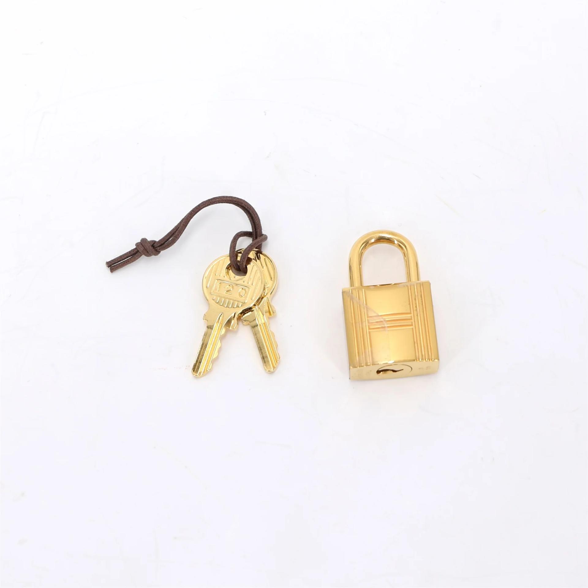 Excellent ( Rank SA ) HERMÈS Picotin Lock PM Touch Noir (89) Matte Alligator Clemence Gold hardware Y (2020) - 16