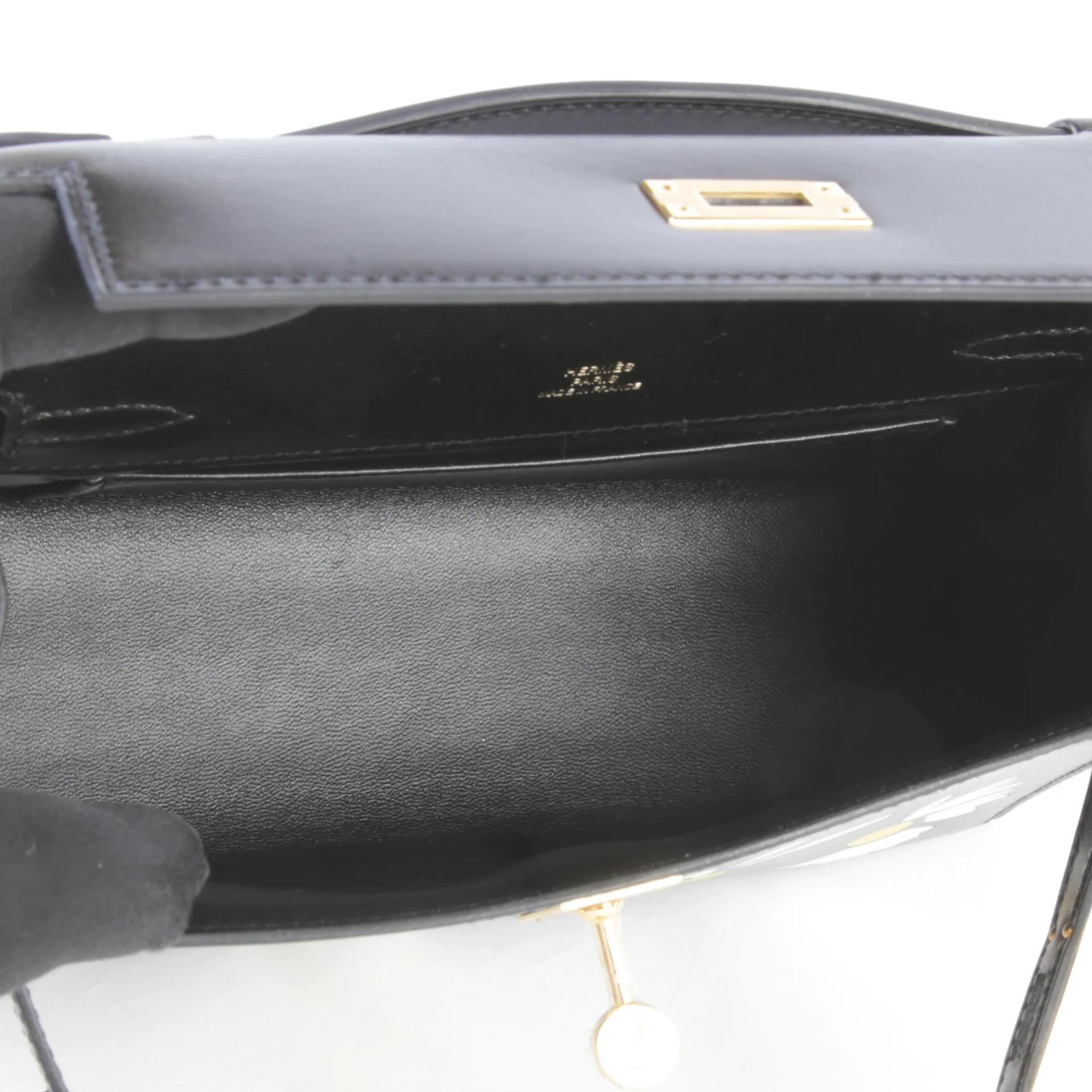 Unused ( Rank NS ) HERMÈS Limited Edition Kelly Pochette Daisy Noir (89) White Box-calf Gold hardware G (2026) - 11