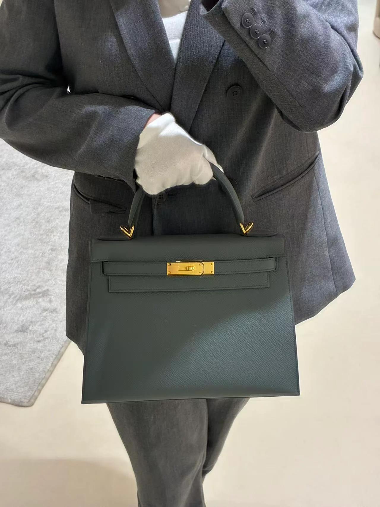 Brand New ( Rank N ) HERMÈS Kelly 28 Sellier Vert Amande (63) Epsom Gold hardware G (2026) - 6