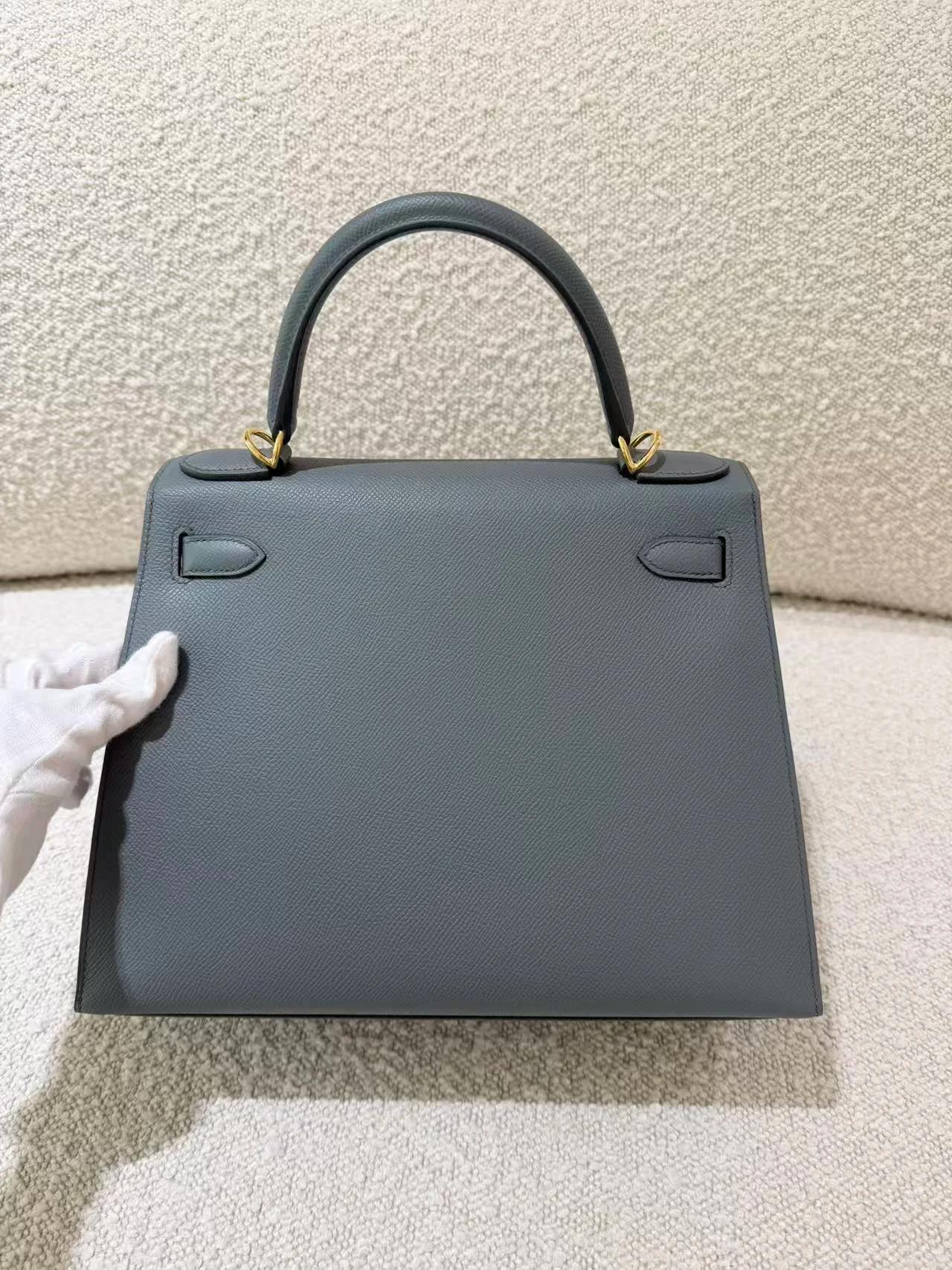 Brand New ( Rank N ) HERMÈS Kelly 28 Sellier Vert Amande (63) Epsom Gold hardware G (2026) - 4