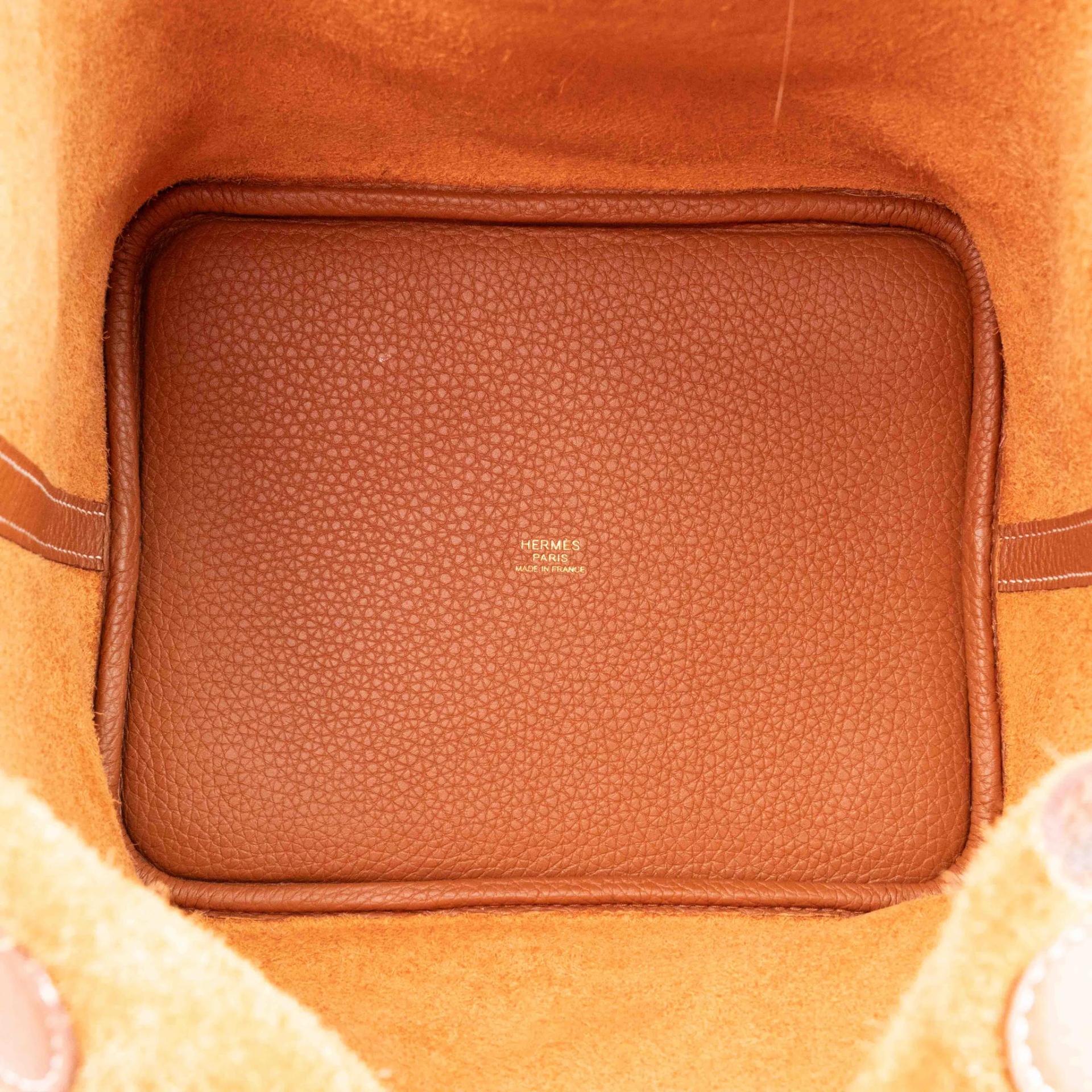 Excellent ( Rank SA ) HERMÈS Picotin Lock MM Gold (37) Clemence Gold hardware U (2022) - 21