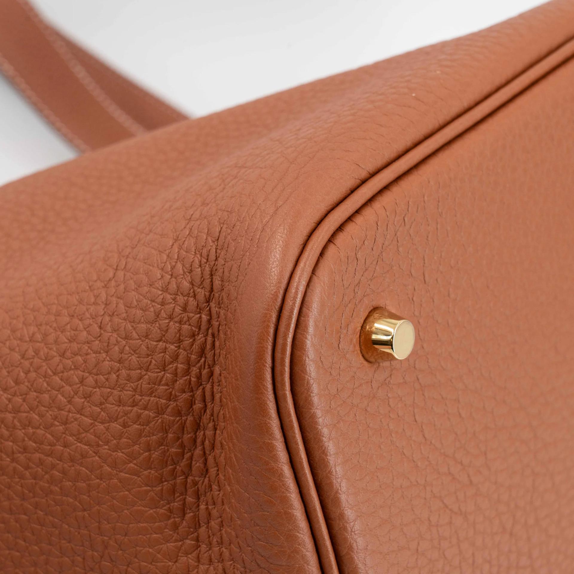 Excellent ( Rank SA ) HERMÈS Picotin Lock MM Gold (37) Clemence Gold hardware U (2022) - 19