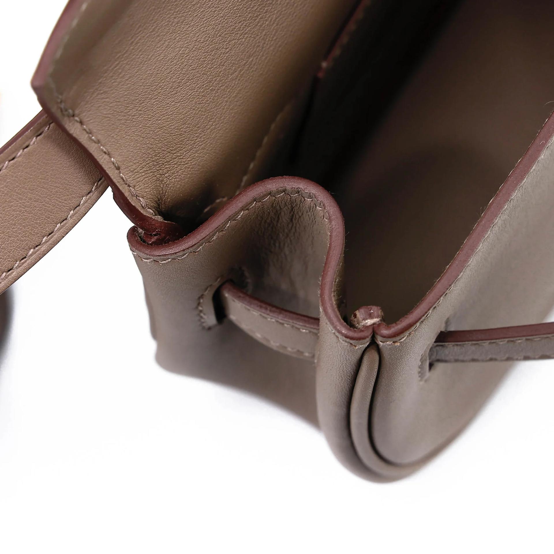 Unused ( Rank NS ) HERMÈS Kelly Moove Etoupe (18) Swift Gold hardware B (2023) - 32