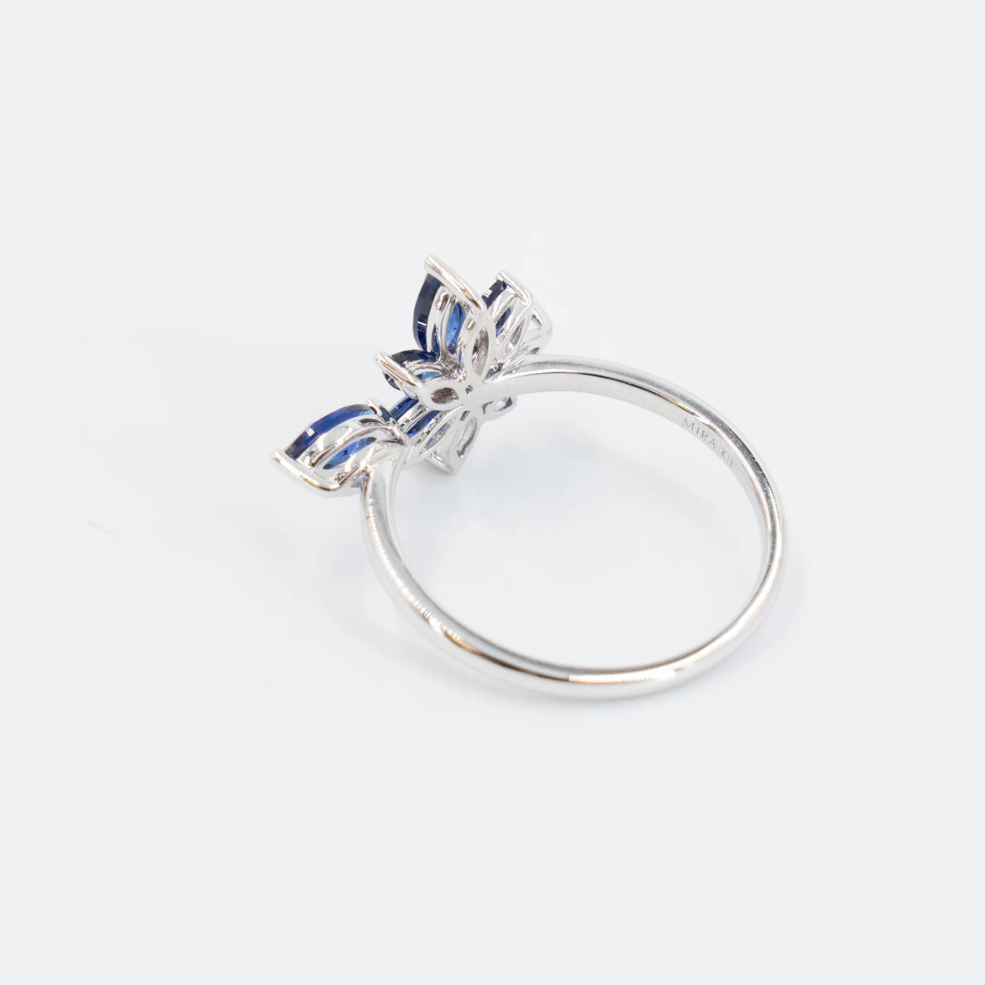 Brand New ( Rank N ) Mira MIRA Lumière Star PINKY RING Blue 18K White Gold - 6