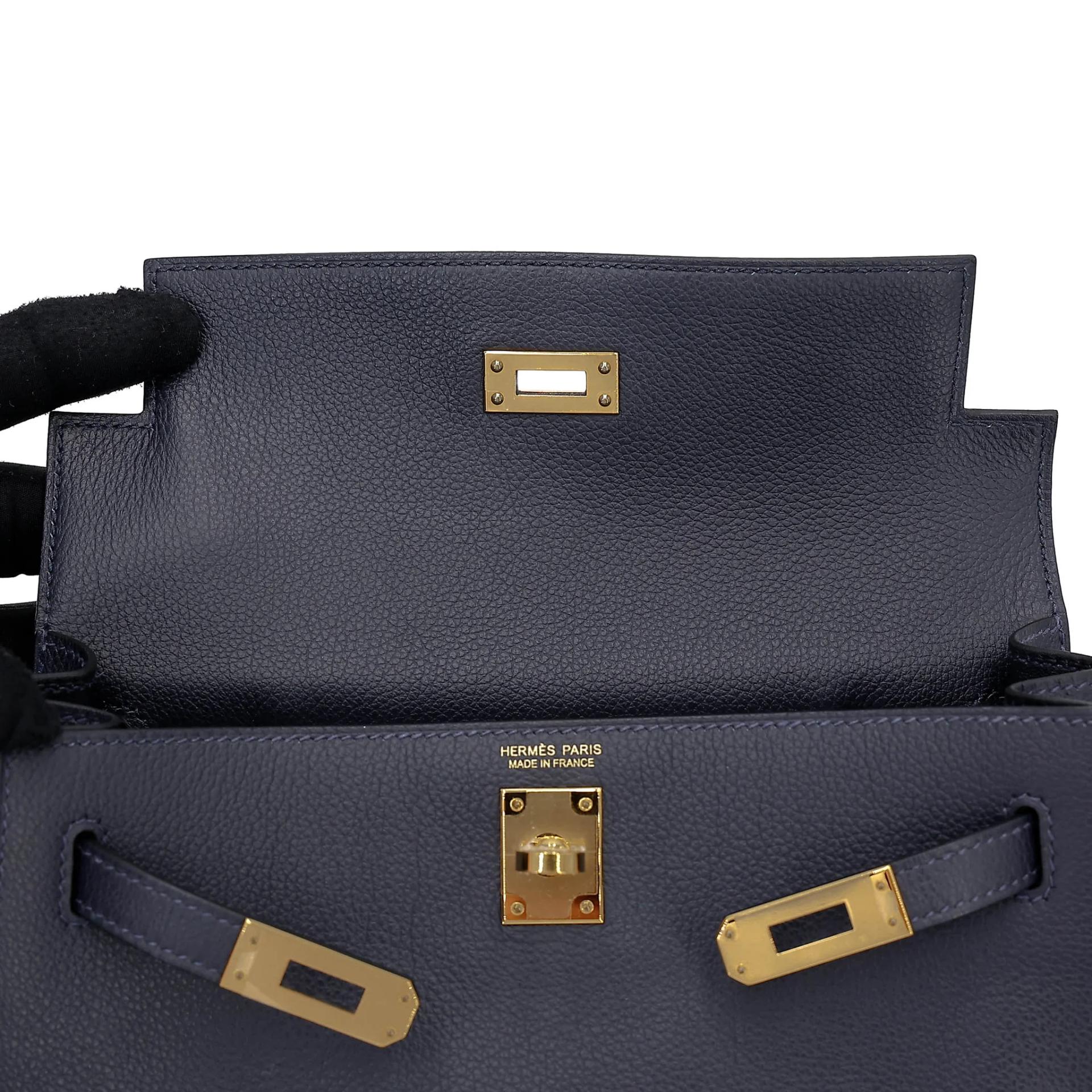 Excellent ( Rank SA ) HERMÈS Kelly Danse Bleu Nuit (2Z) Evercolor Gold hardware Y (2020) - 11