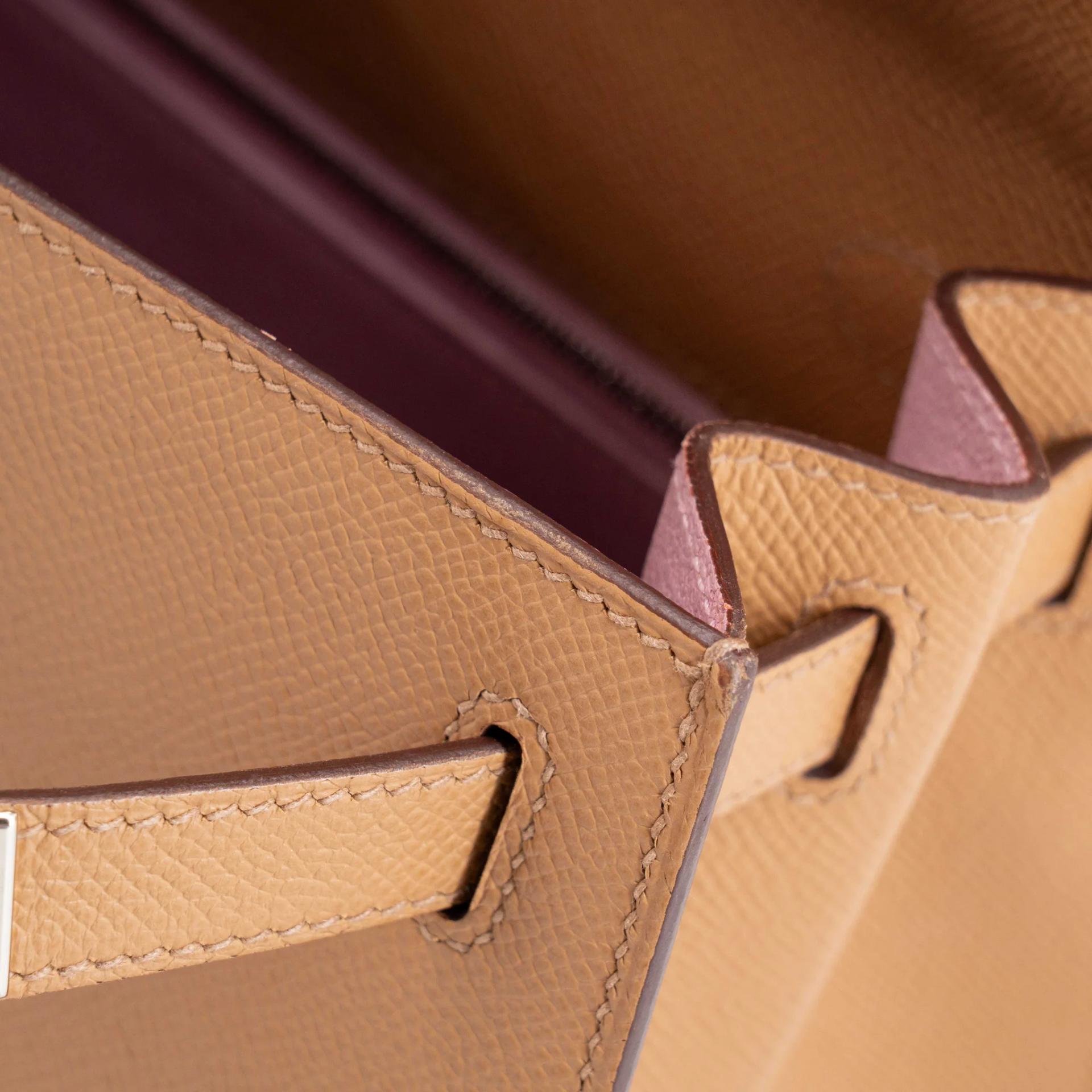 Very Good ( Rank A) HERMÈS Kelly 28 Sellier Verso Biscuit (4B) Mauve Sylvestre (X9) Epsom Palladium hardware U (2022) - 34
