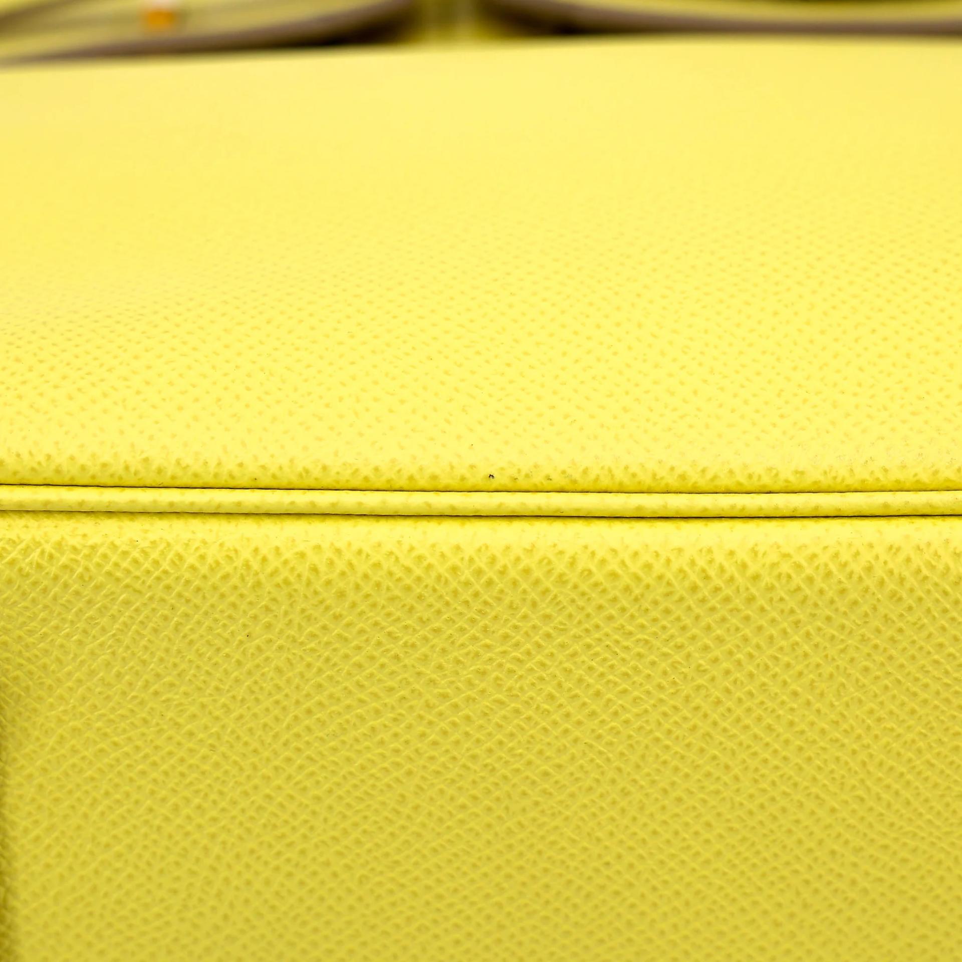 Very Good ( Rank A) HERMÈS Birkin 30 Lime (9R) Epsom Gold hardware Square Q (2013) - 14