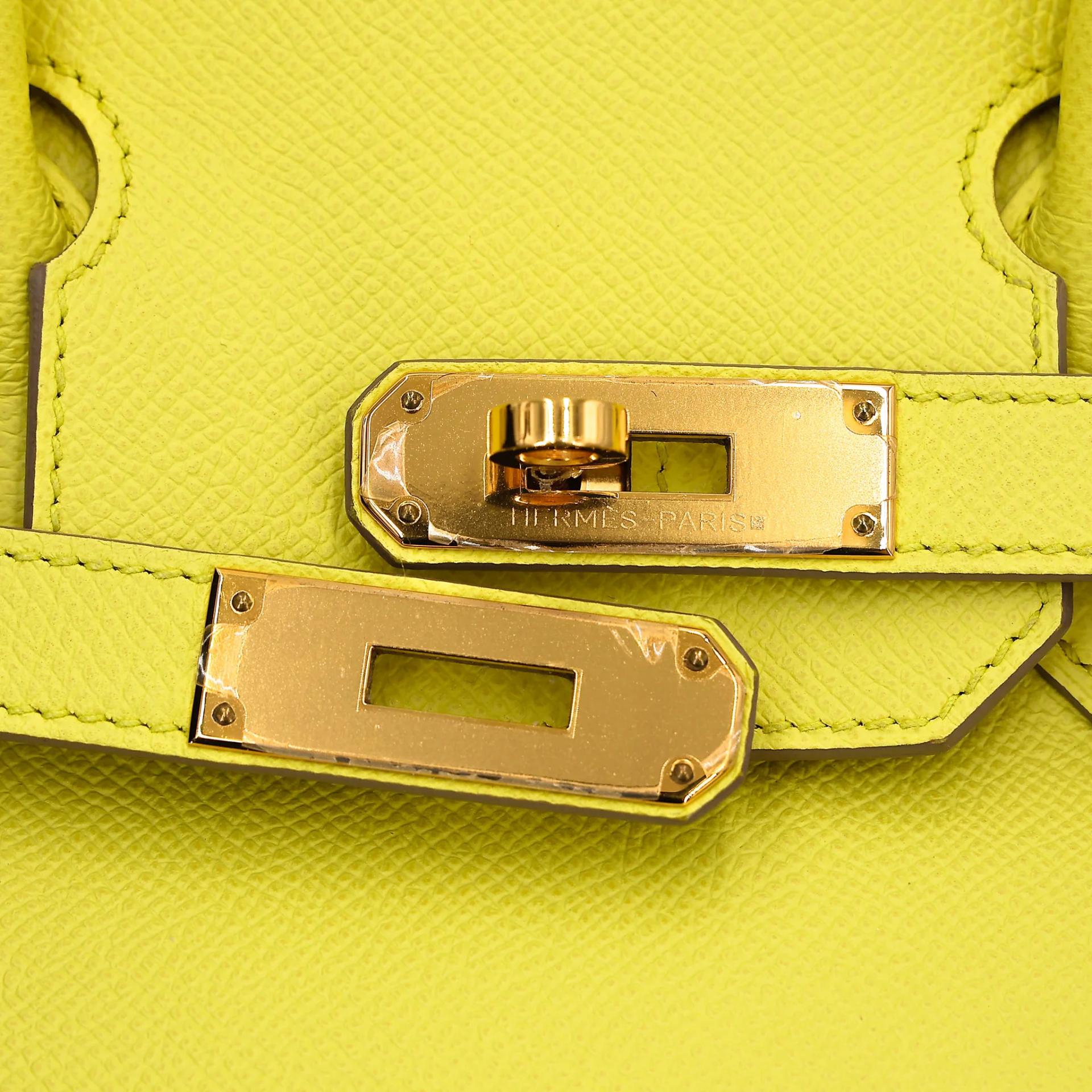 Very Good ( Rank A) HERMÈS Birkin 30 Lime (9R) Epsom Gold hardware Square Q (2013) - 20