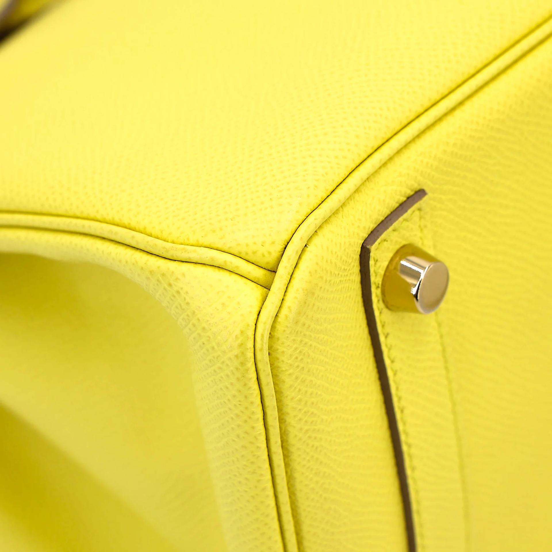 Very Good ( Rank A) HERMÈS Birkin 30 Lime (9R) Epsom Gold hardware Square Q (2013) - 16