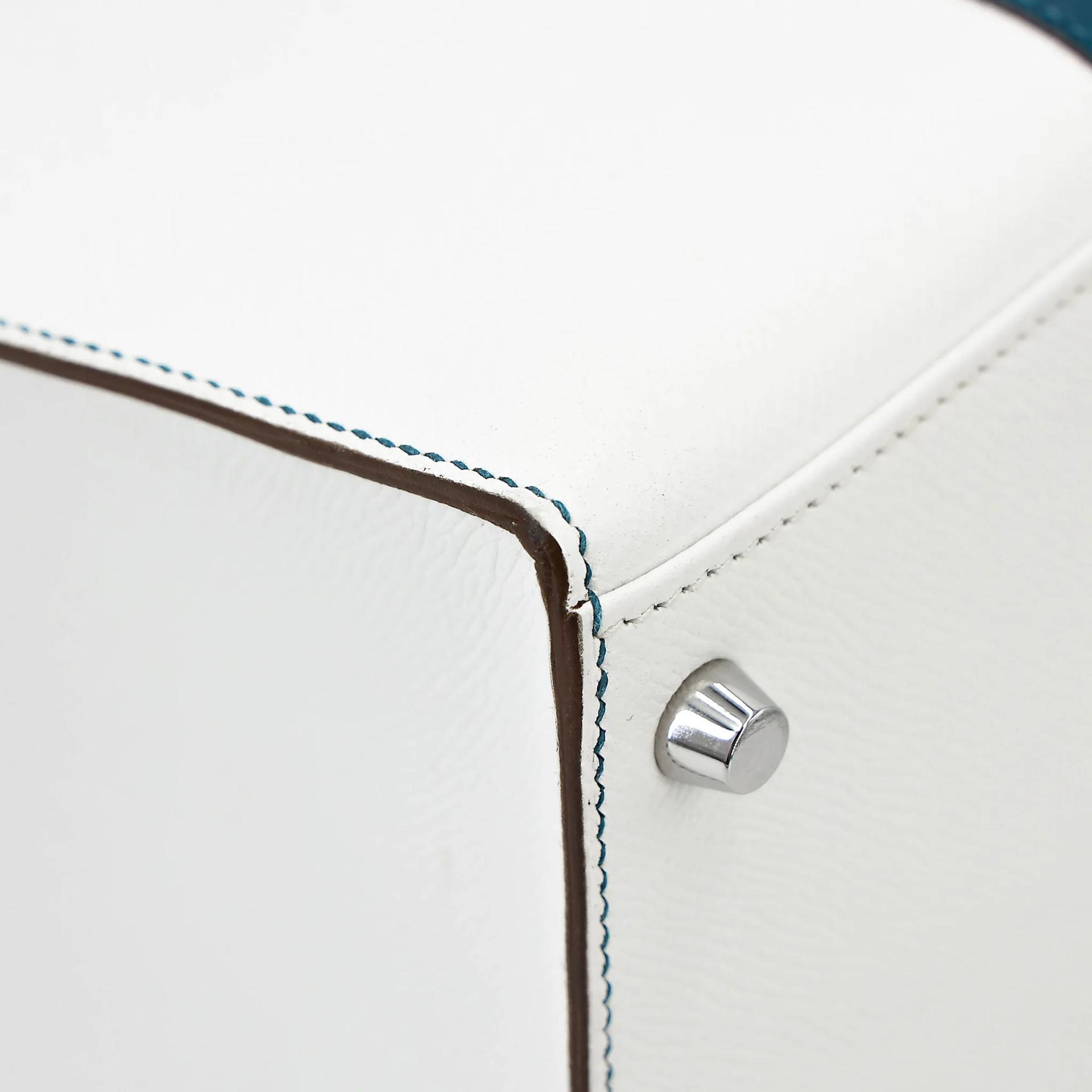 Very Good ( Rank A) HERMÈS Limited Edition Kelly 35 Flag White (01) Bleu Thalassa (7A) Epsom Palladium hardware Square R (2014) - 9