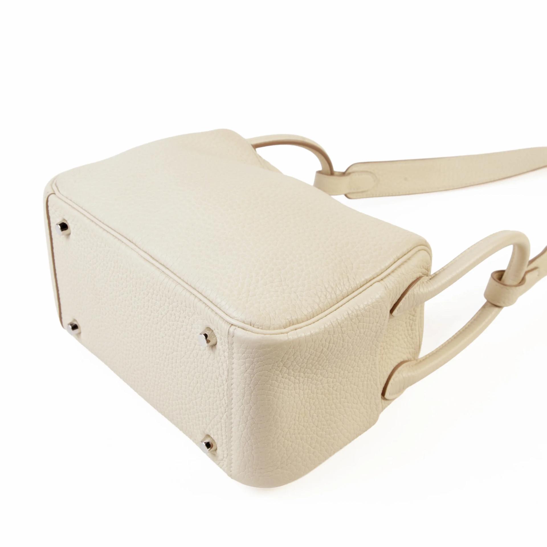 Very Good ( Rank A) HERMÈS Mini Lindy II Craie (10) Clemence Palladium hardware Z (2021) - 6