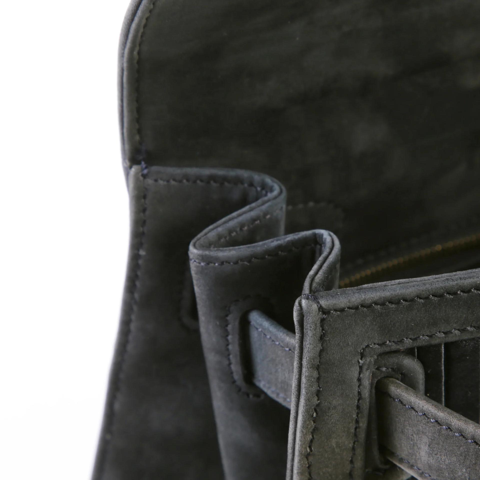 Good ( Rank AB) HERMÈS Limited Edition Kelly 28 Sellier Black Doblis Suede Gold hardware Circle W (1993) - 14